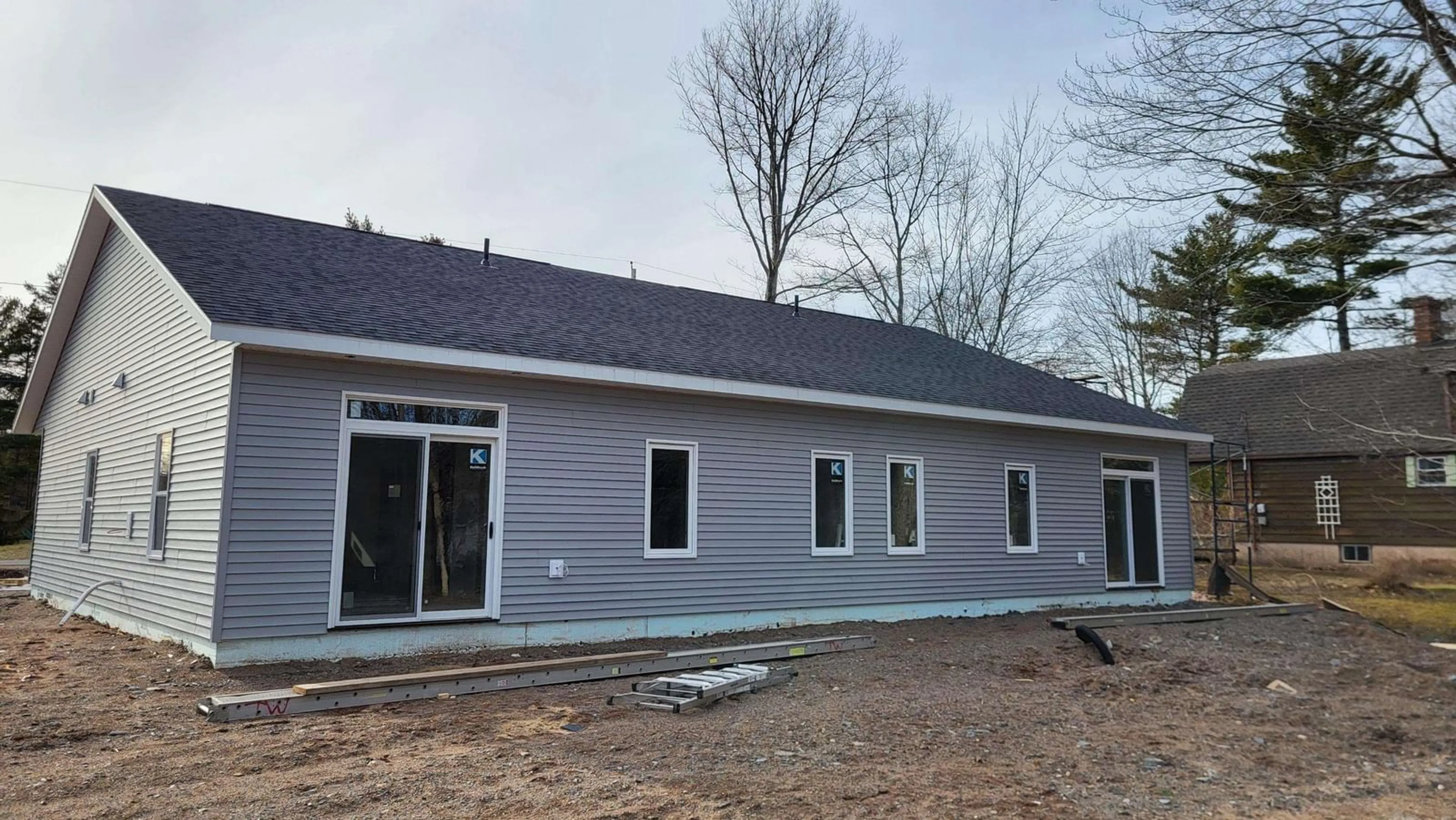 Home with vinyl exterior material, building for 1435 Princess Cres, Coldbrook Nova Scotia B4R 1B2