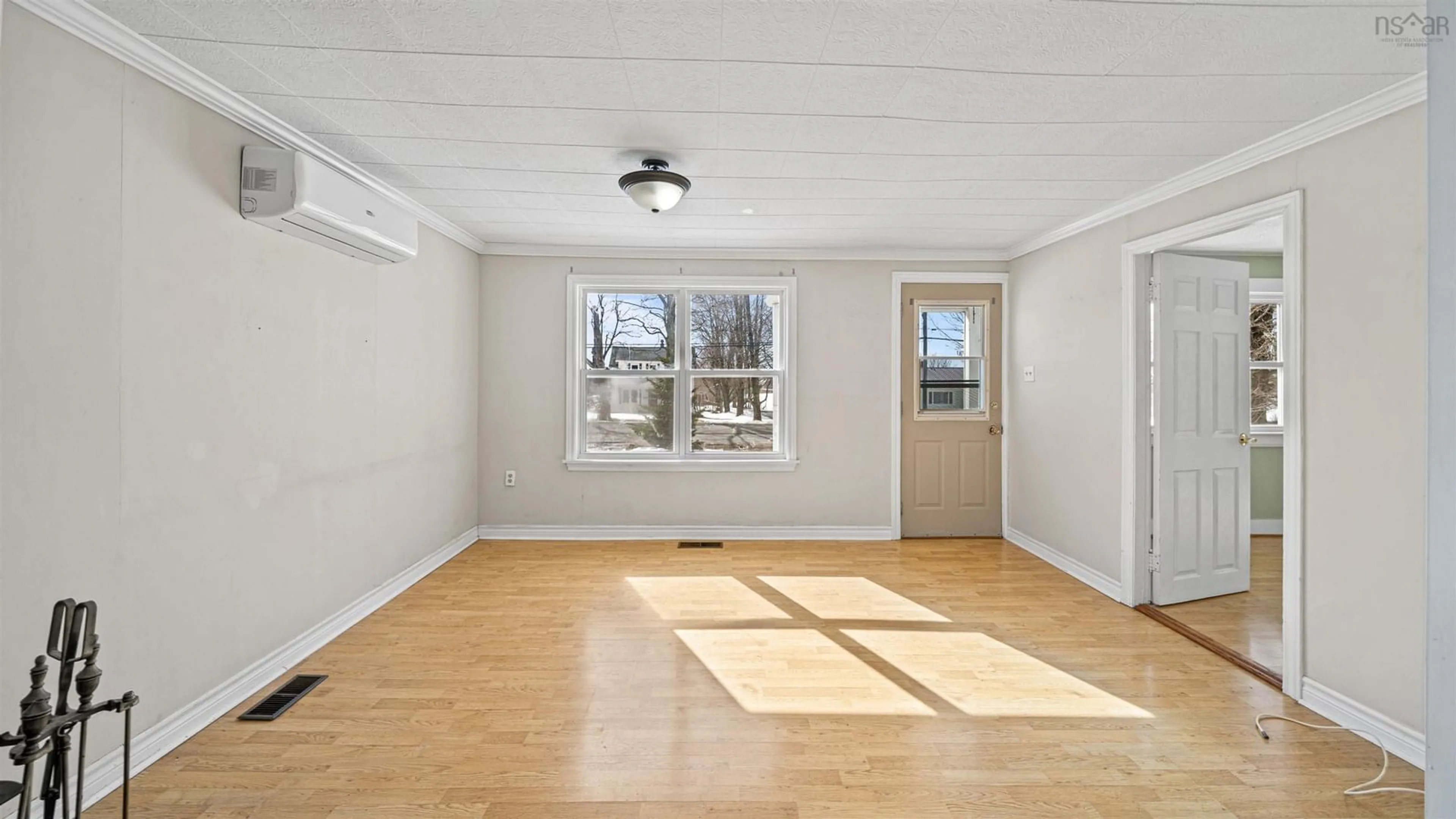 A pic of a room for 10101 Highway 221, Habitant Nova Scotia B0P 1H0