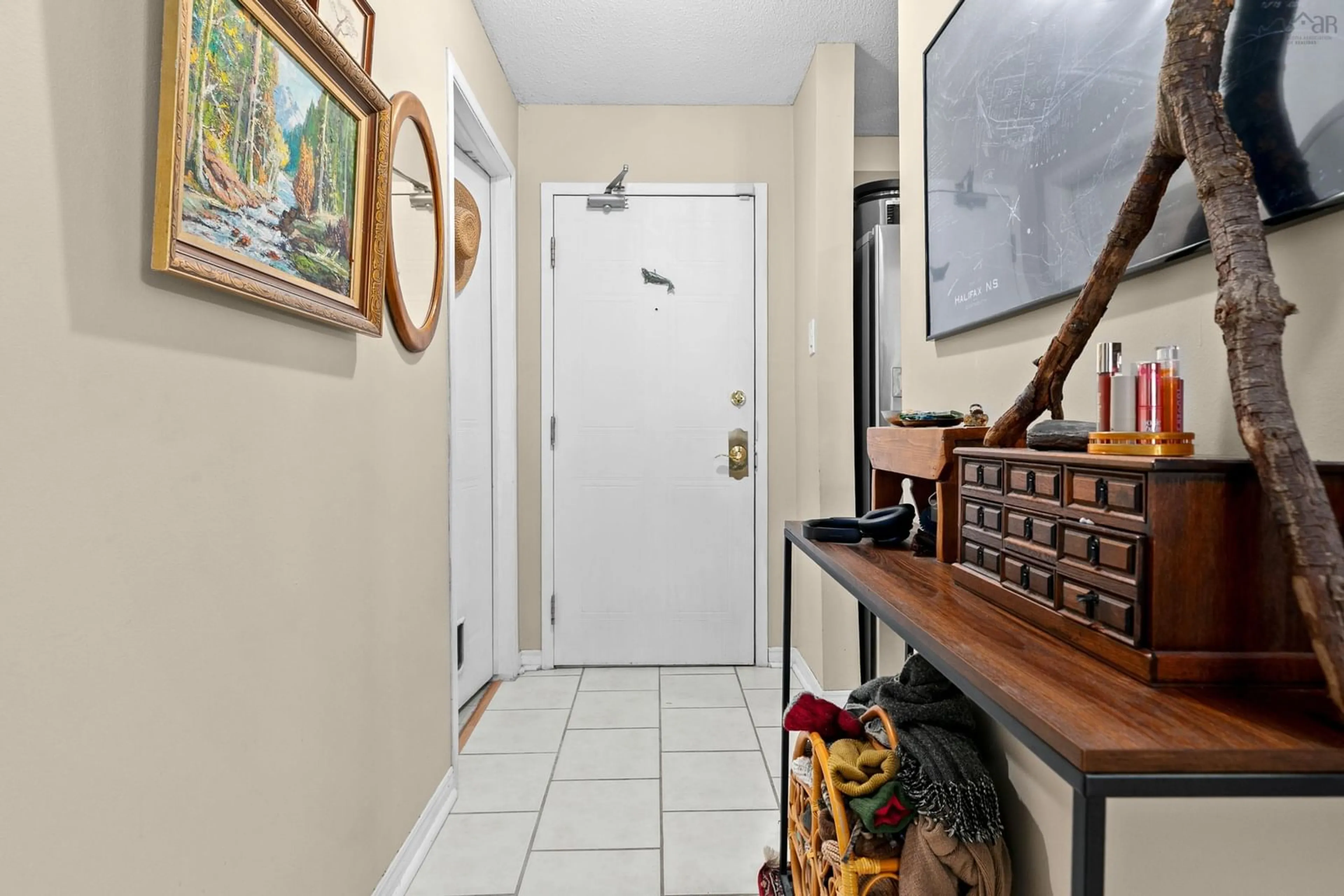 Indoor entryway for 12 Spinnaker Dr #211, Halifax Nova Scotia B3N 3A8