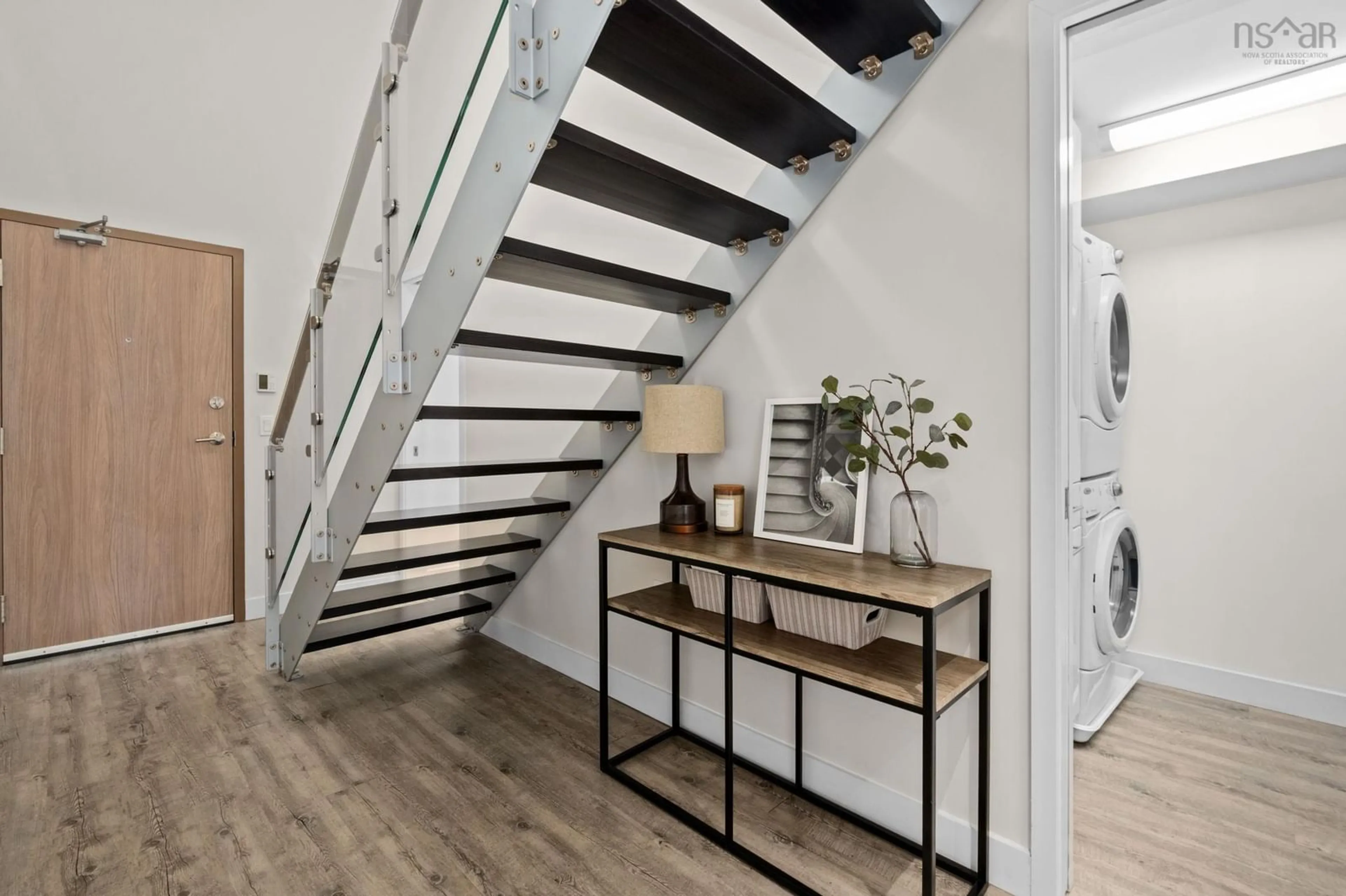 Stairs for 5662 Roberts St #216, Halifax Nova Scotia B3K 0E3