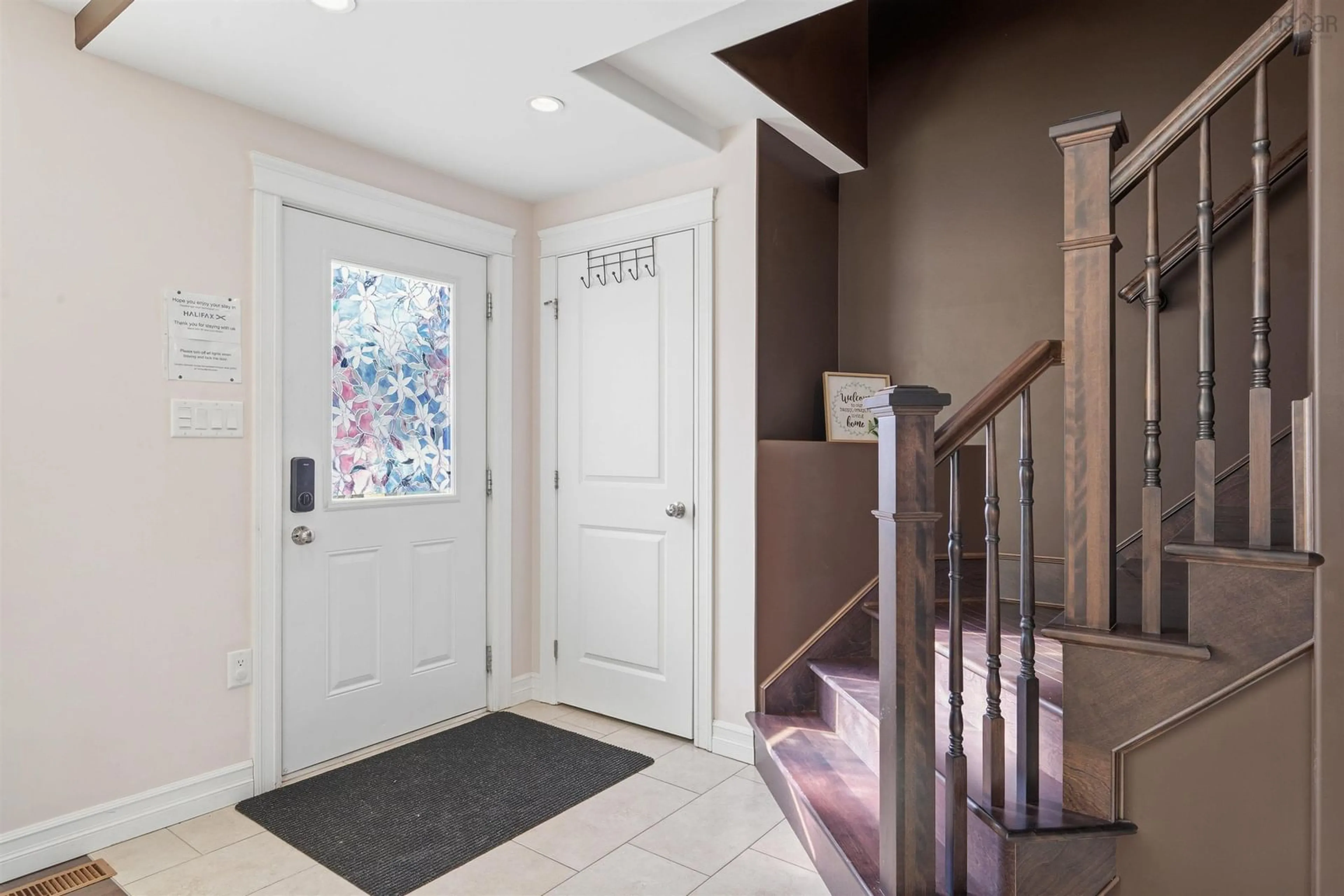 Indoor entryway for 41 Hillcrest St, Halifax Nova Scotia B3N 0E9