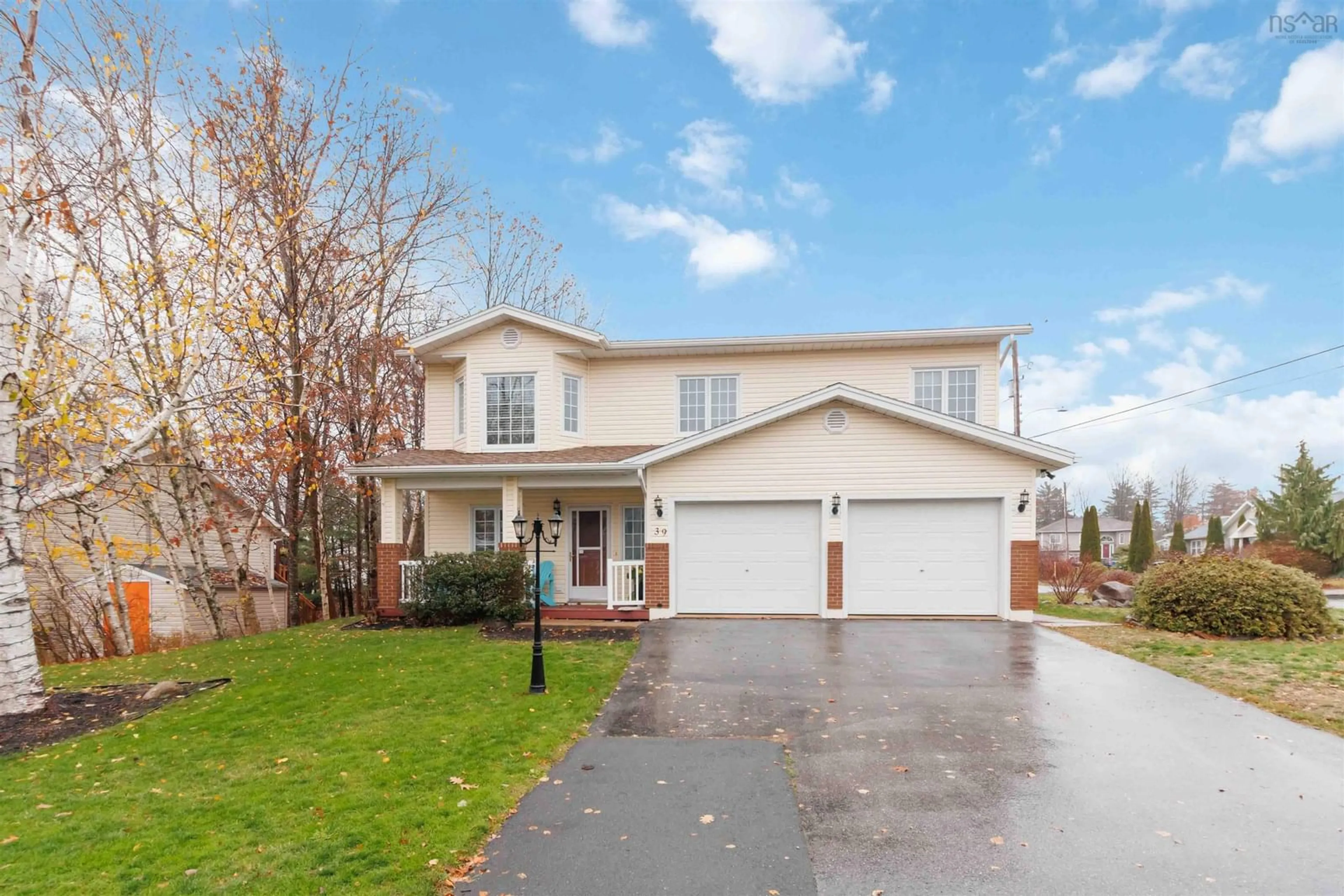 Home with vinyl exterior material, street for 39 Ridgecrest Drive, Bridgewater Nova Scotia B4V 3V8