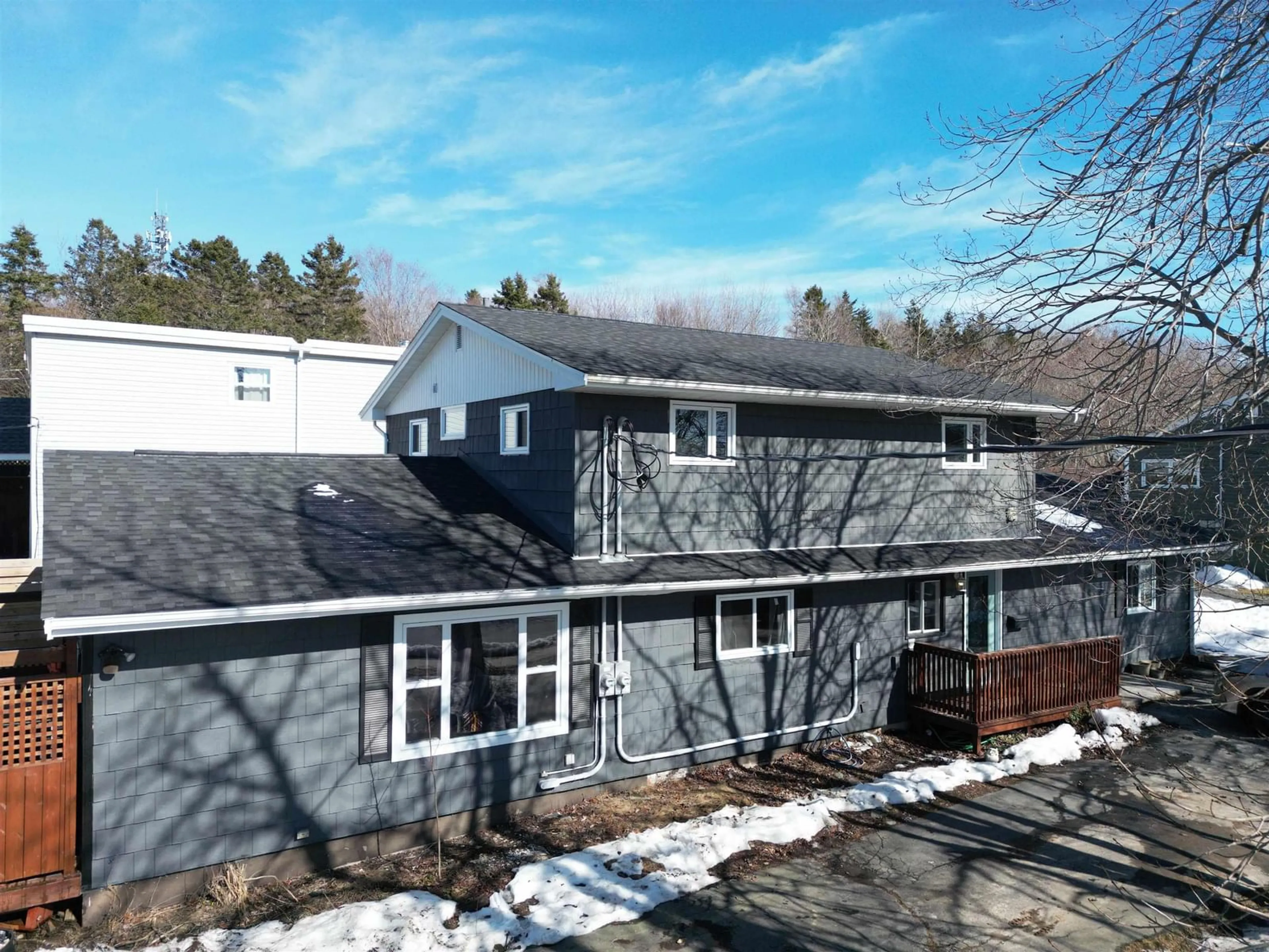 A pic from outside/outdoor area/front of a property/back of a property/a pic from drone, unknown for 123 Mount Edward Rd, Dartmouth Nova Scotia B2W 3L1