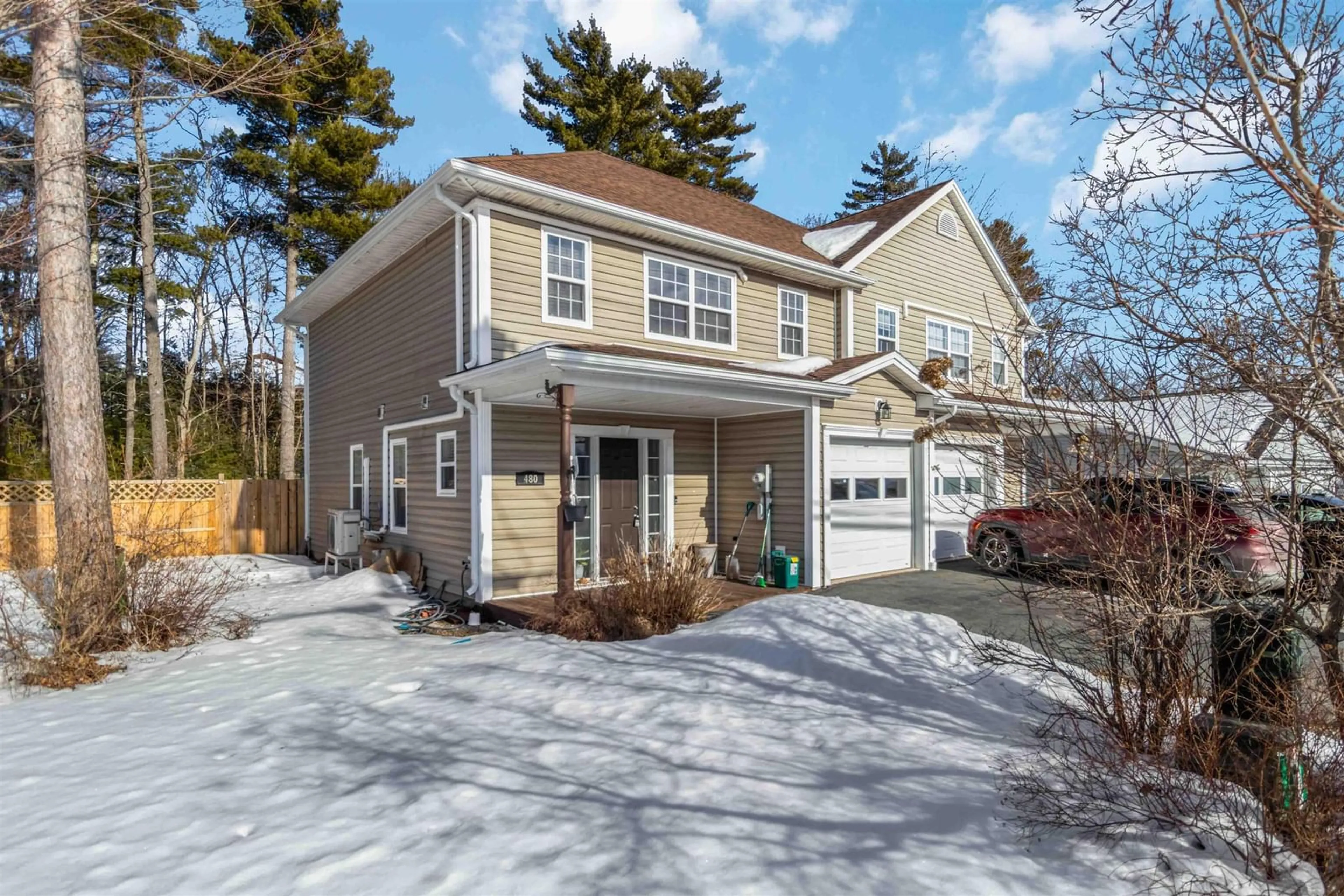 Home with vinyl exterior material, street for 480 Glen Allan Dr, Bridgewater Nova Scotia B4V 0B1