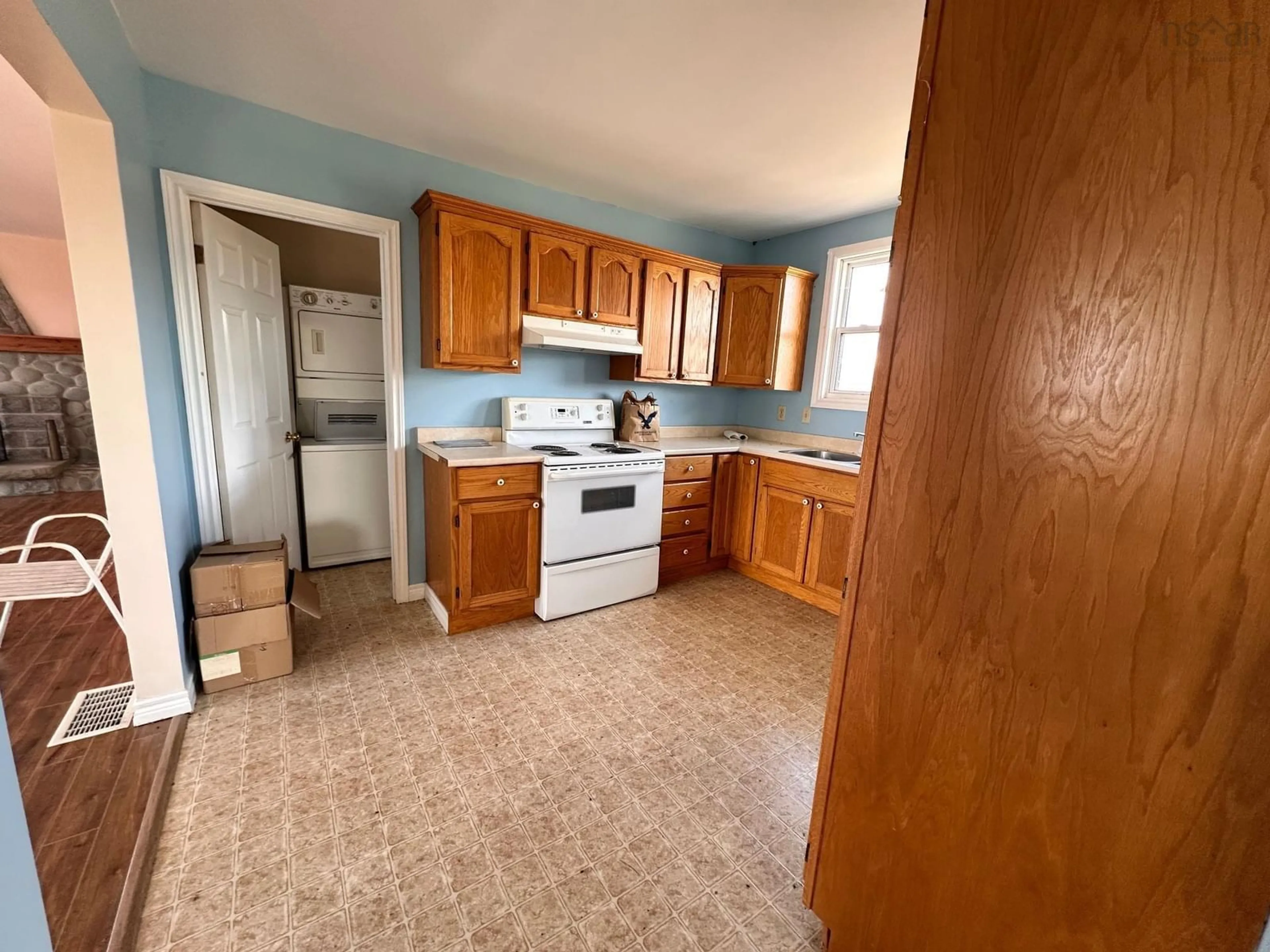 Standard kitchen, unknown for 12625 Highway 215, Admiral Rock Nova Scotia B0N 2H0