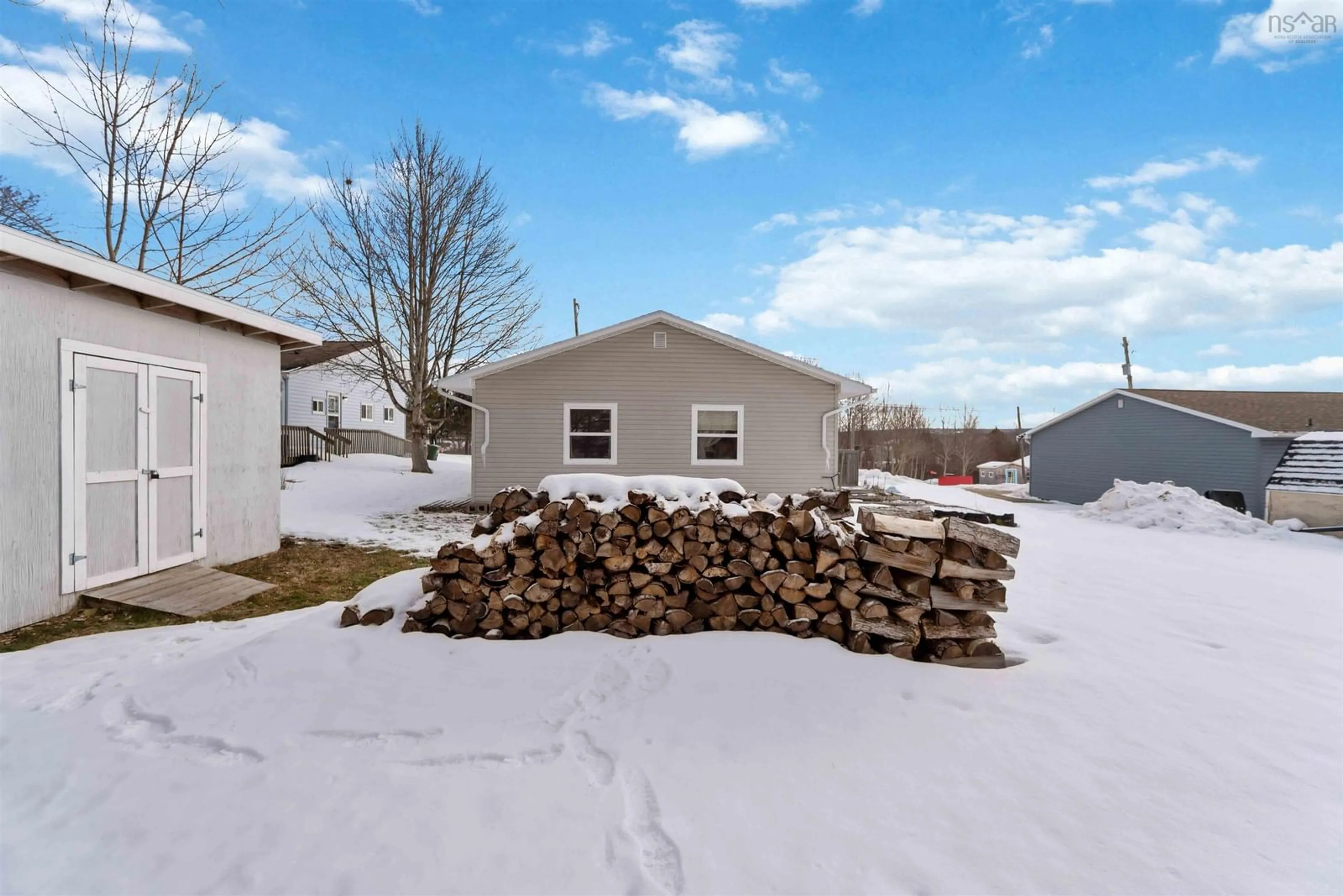 Unknown for 29 King St, Digby Nova Scotia B0V 1A0