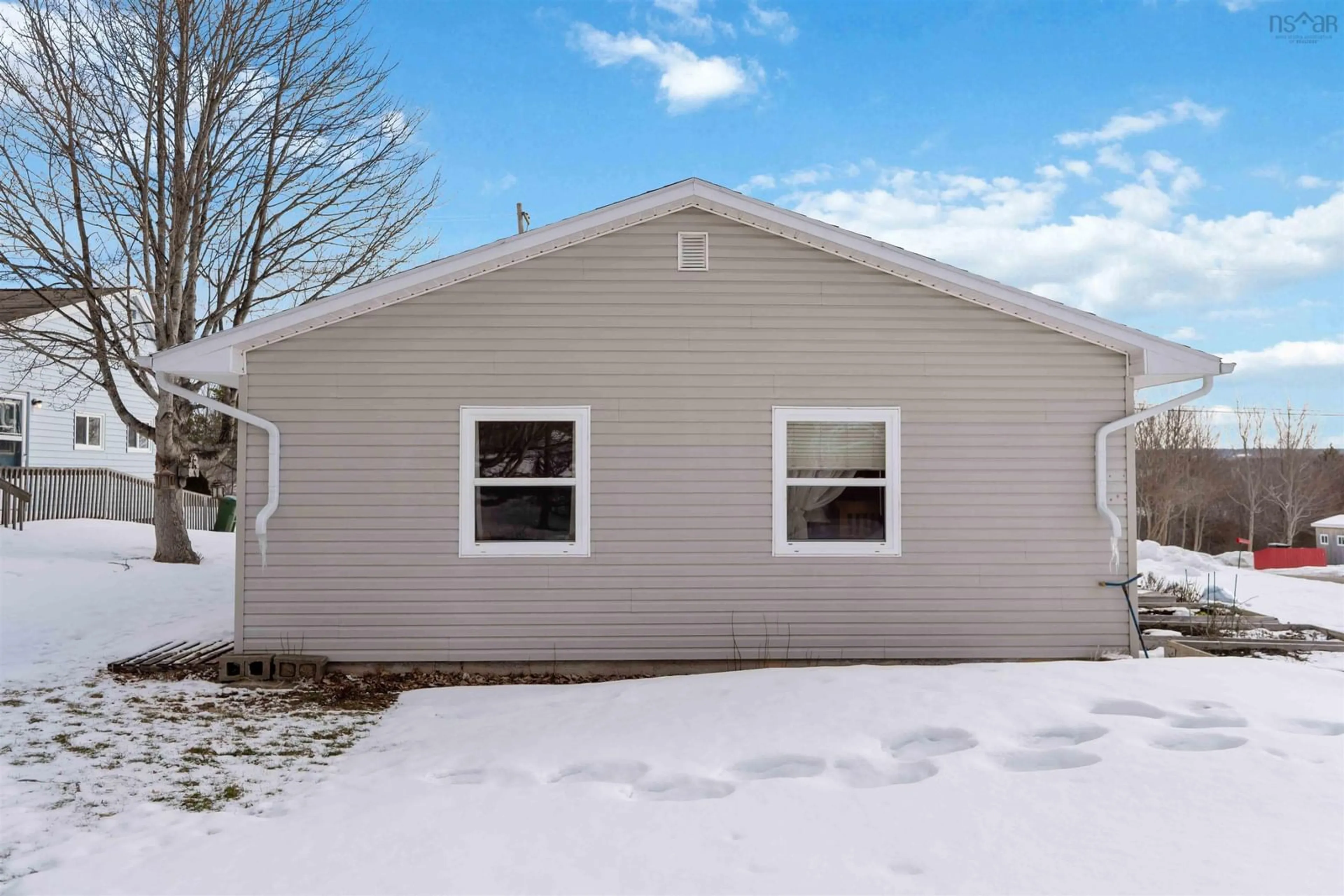 Home with vinyl exterior material, street for 29 King St, Digby Nova Scotia B0V 1A0