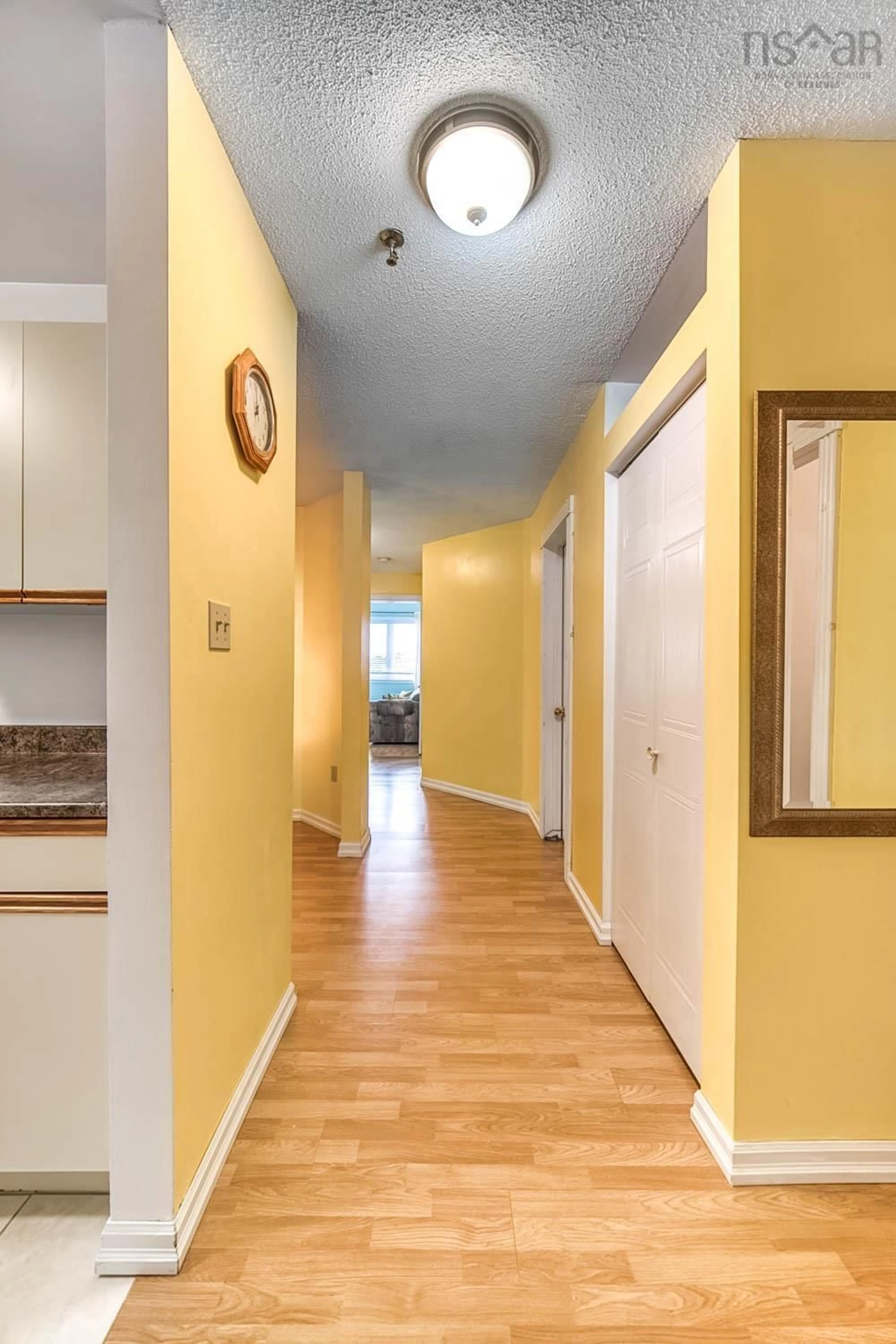 Indoor entryway for 15 Langbrae Dr #405, Halifax Nova Scotia B3M 3W5