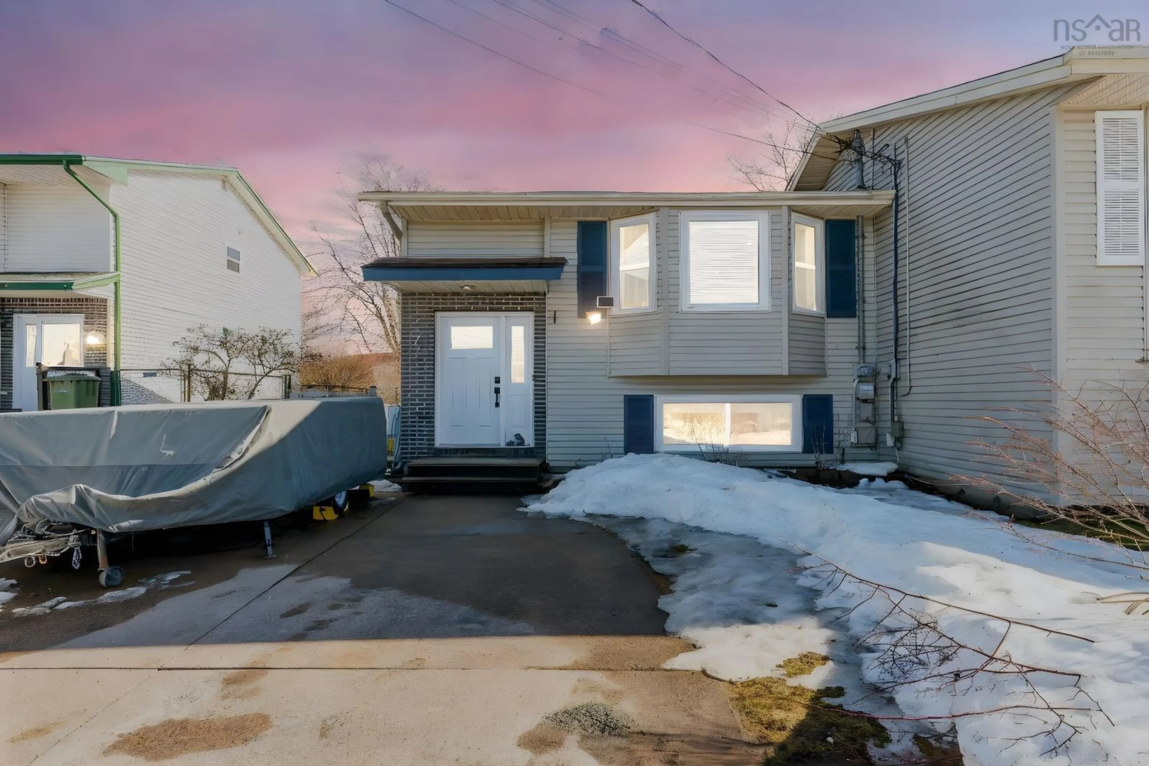 Unknown for 7 Mathers Crt, Timberlea Nova Scotia B3T 1A4