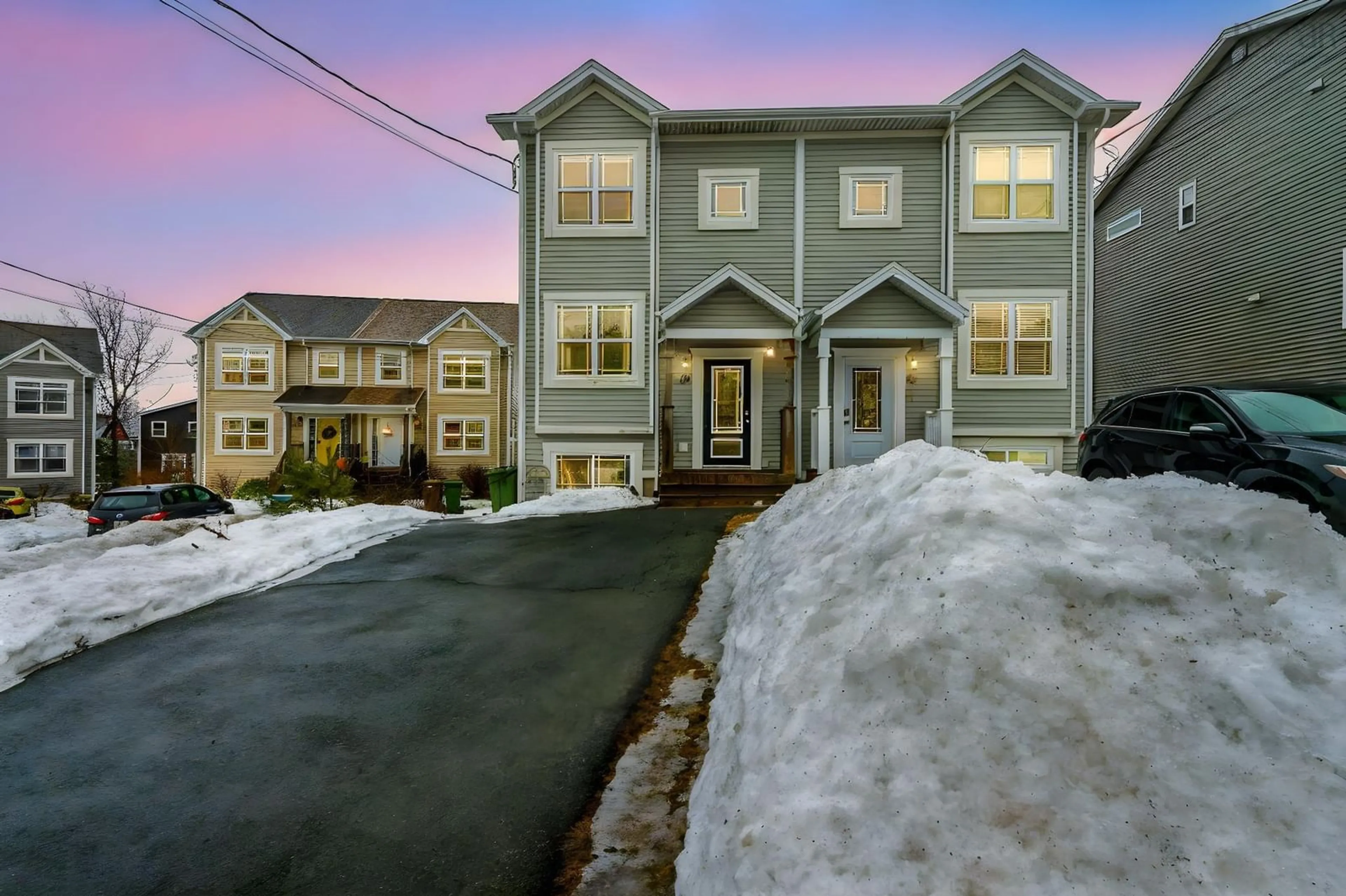 Unknown for 49 Halef Crt, Halifax Nova Scotia B3N 1E1