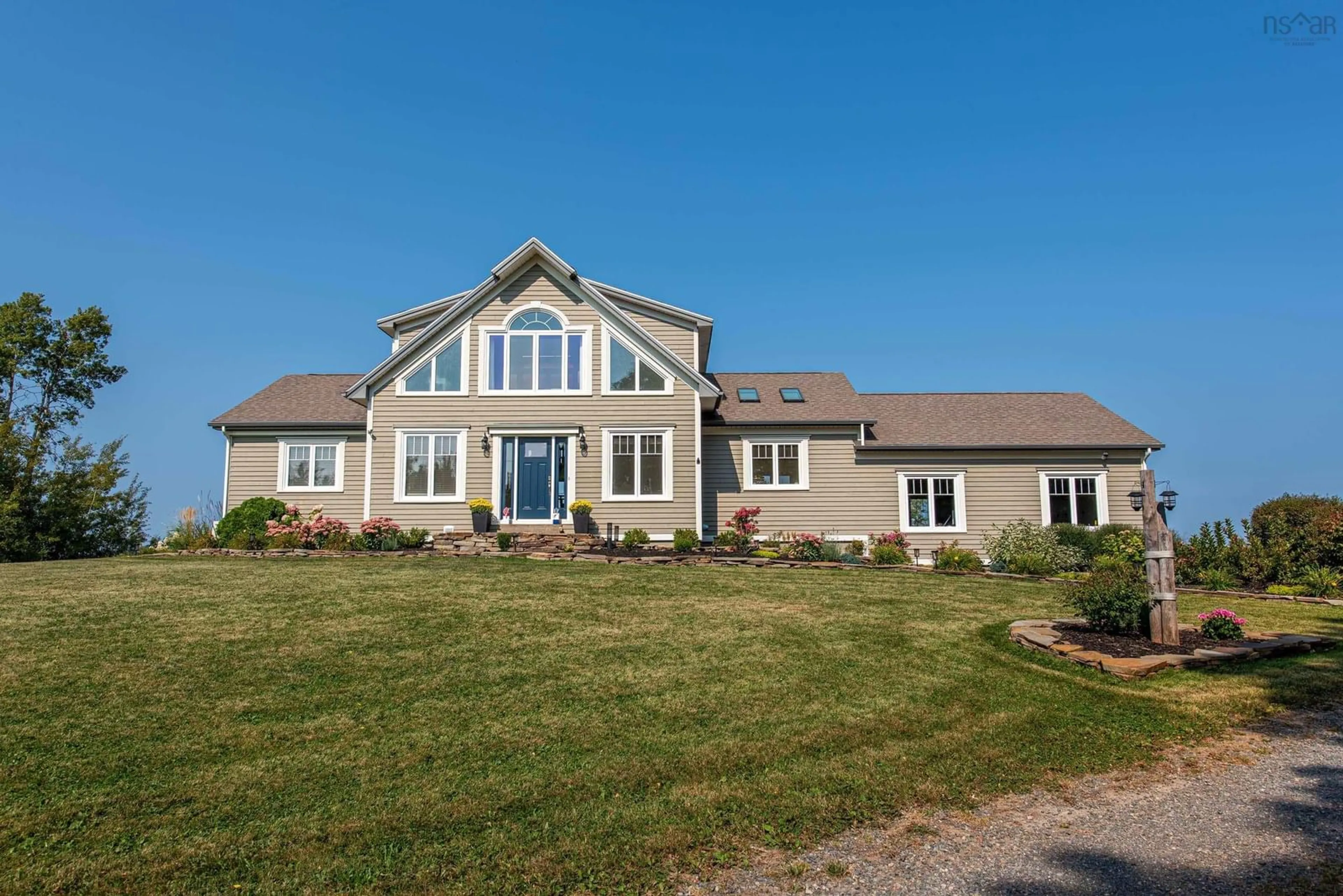 Home with vinyl exterior material, unknown for 13573 Highway 6, Wallace Bridge Nova Scotia B0K 1Y0