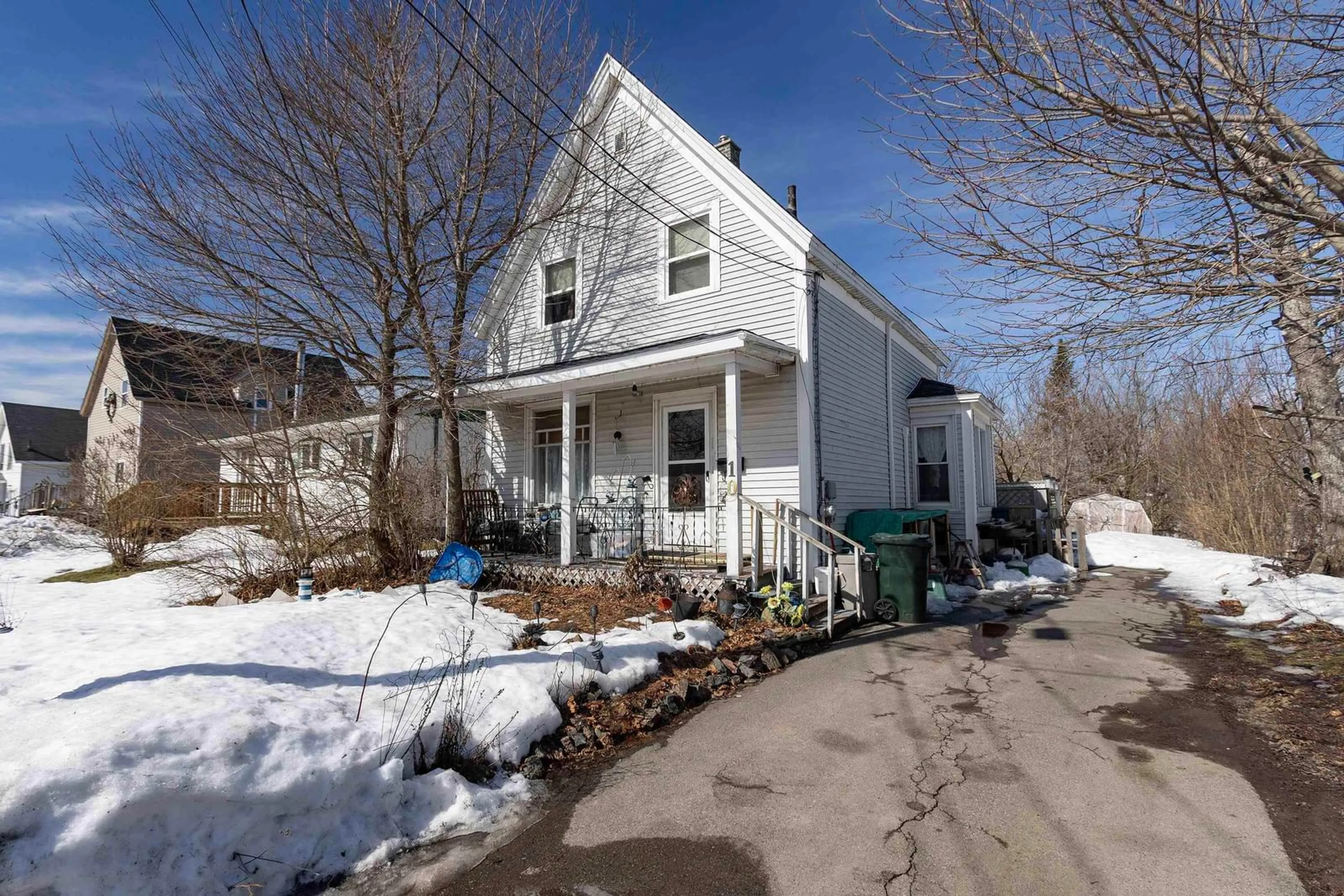 Unknown for 10 Patterson St, Amherst Nova Scotia B4H 1G7