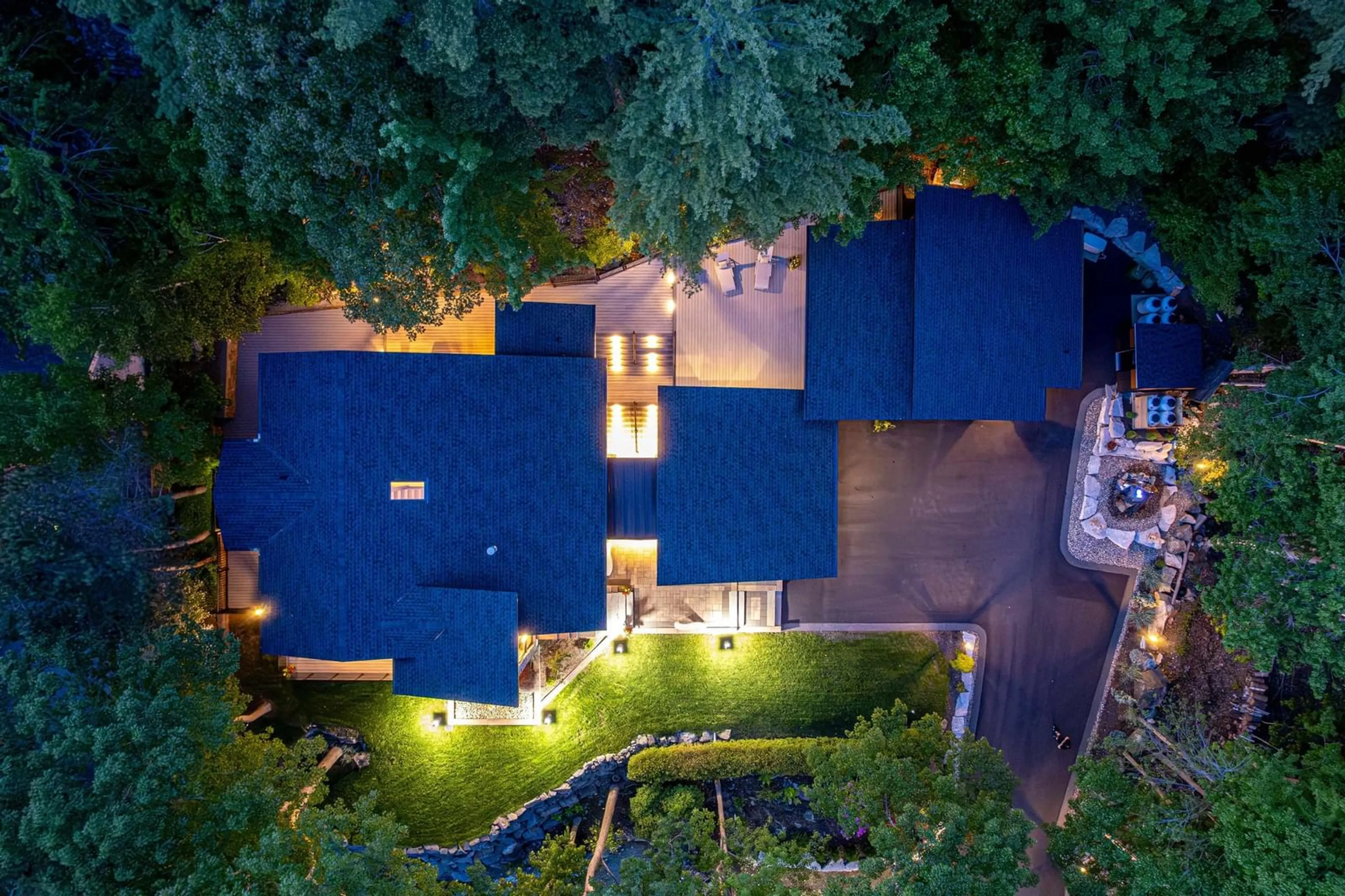 A pic from outside/outdoor area/front of a property/back of a property/a pic from drone, street for 1160 Shore Dr, Bedford Nova Scotia B4A 2E5