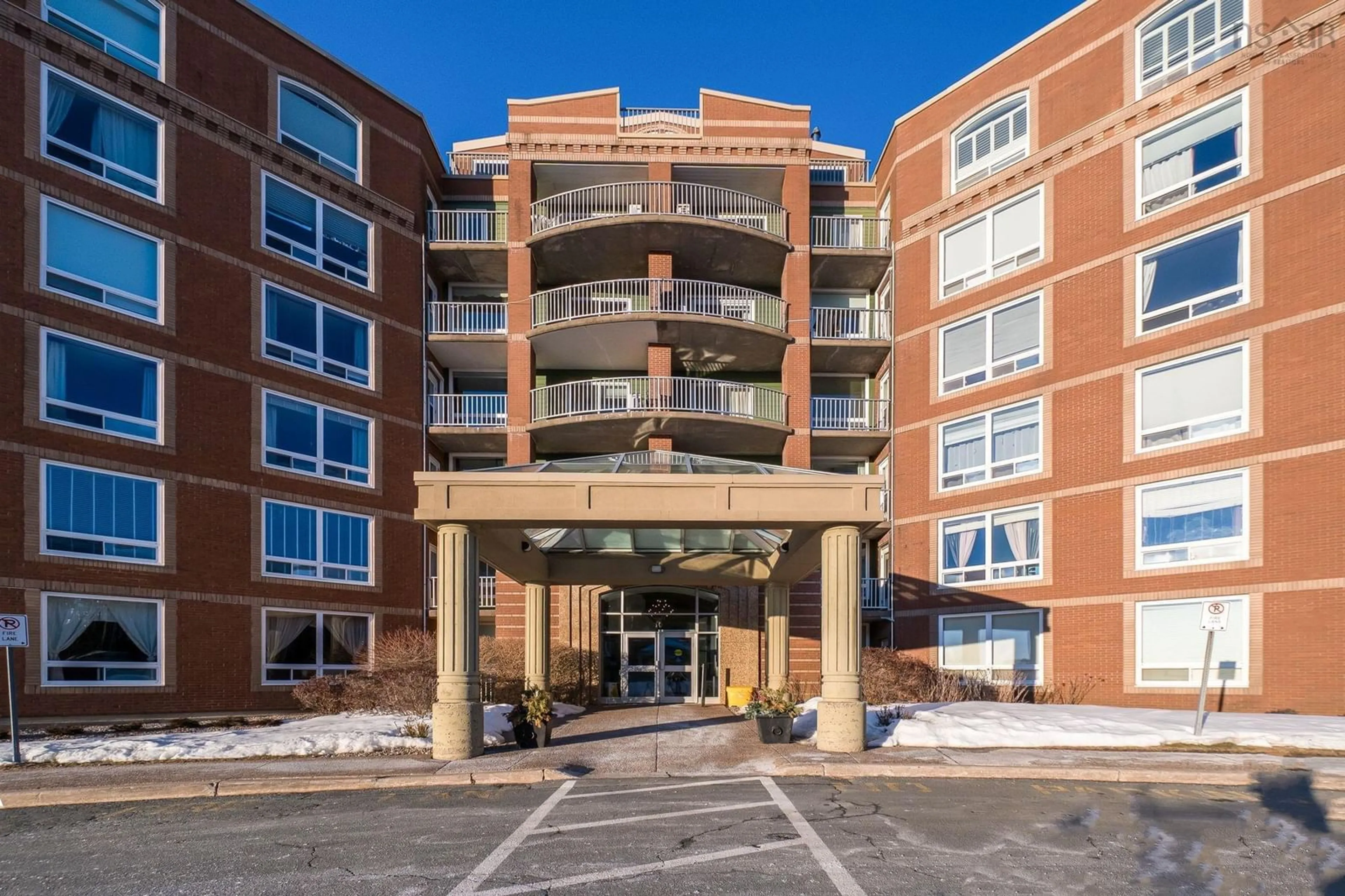 Indoor foyer for 10 Regency Park Dr #213, Halifax Nova Scotia B3S 1P2