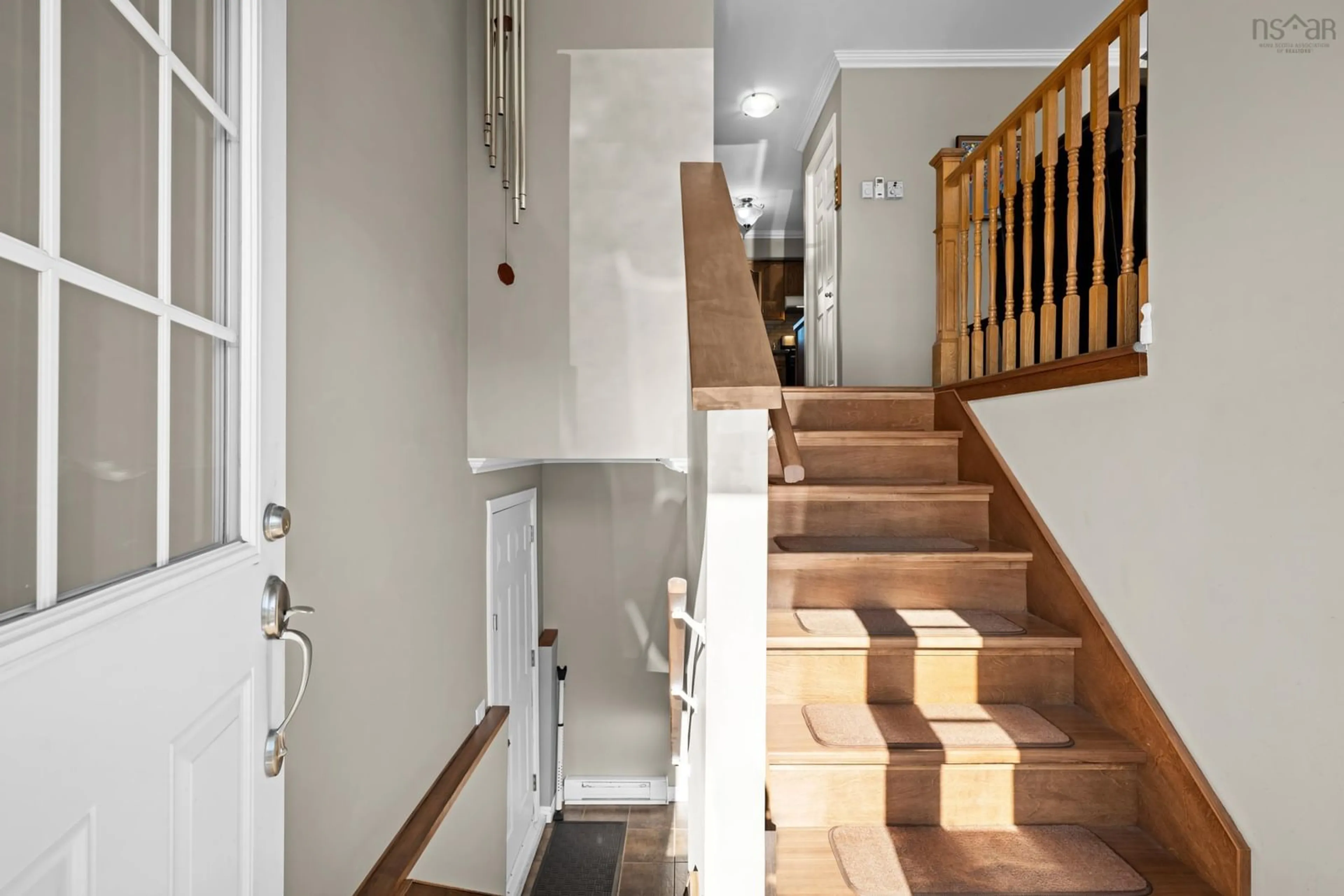 Indoor foyer for 120 Silistria Dr, Dartmouth Nova Scotia B2W 6A6