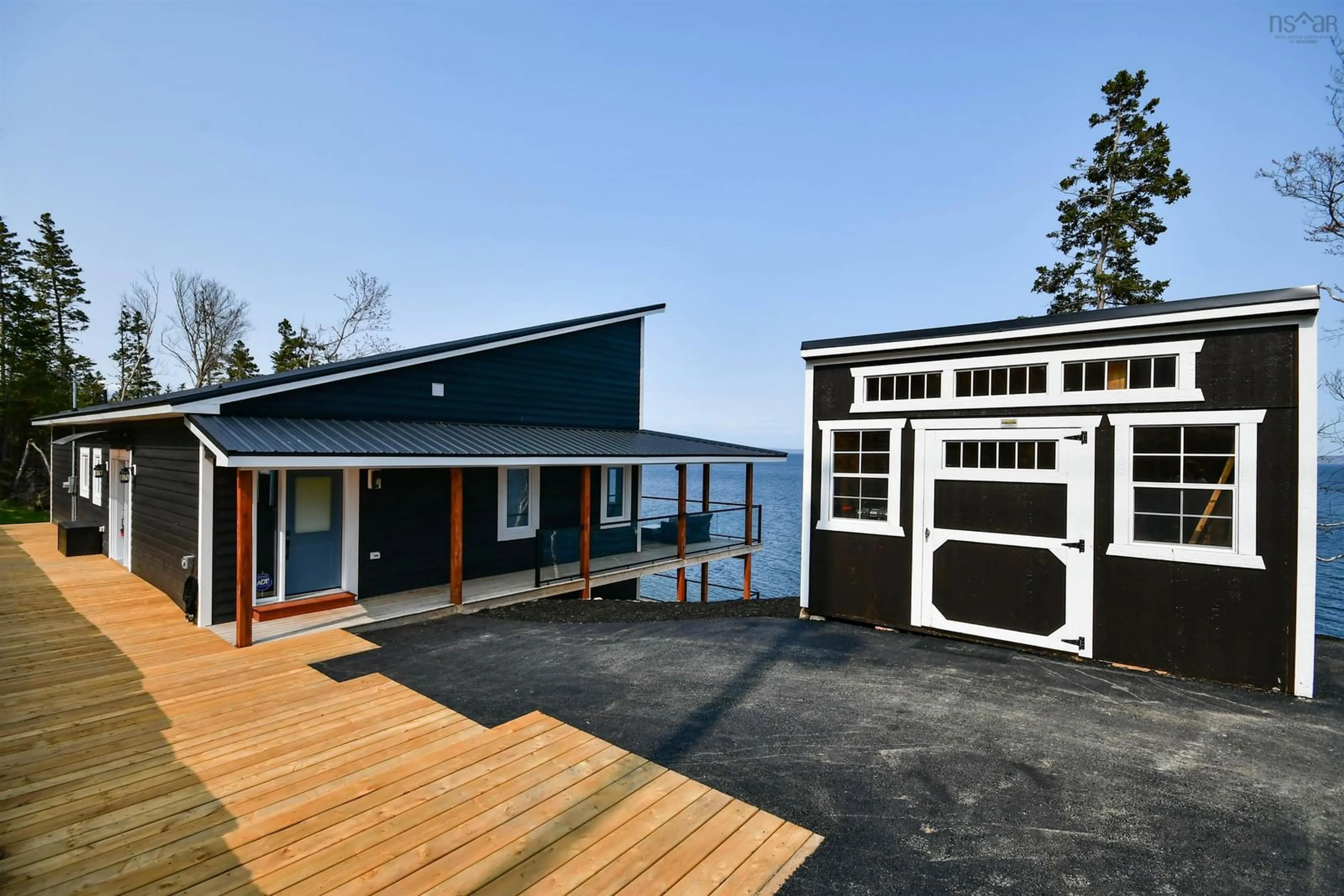 Indoor garage for 1907 Highway 329, Hubbards Nova Scotia B0J 1T0