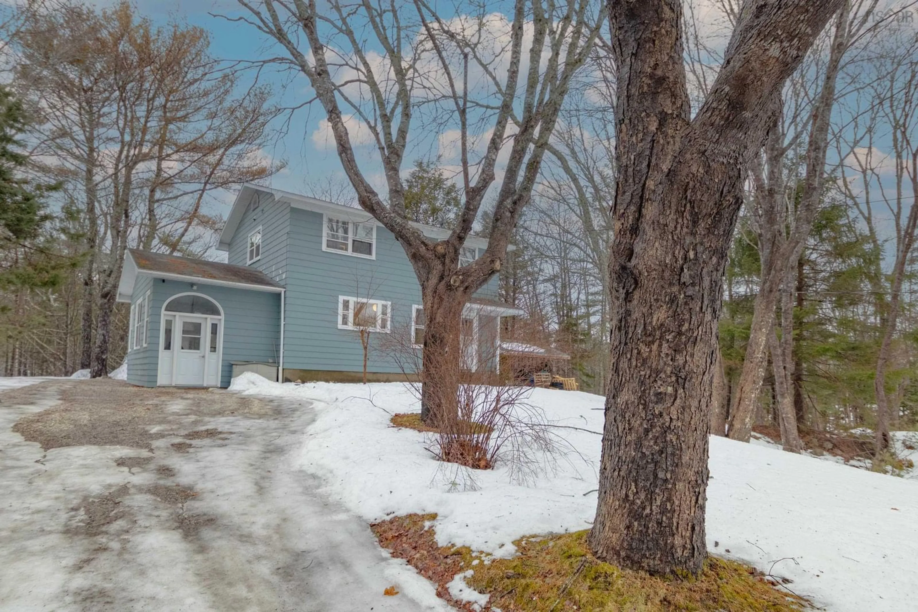 A pic from outside/outdoor area/front of a property/back of a property/a pic from drone, street for 109 Ohio Rd, Shelburne Nova Scotia B0T 1W0