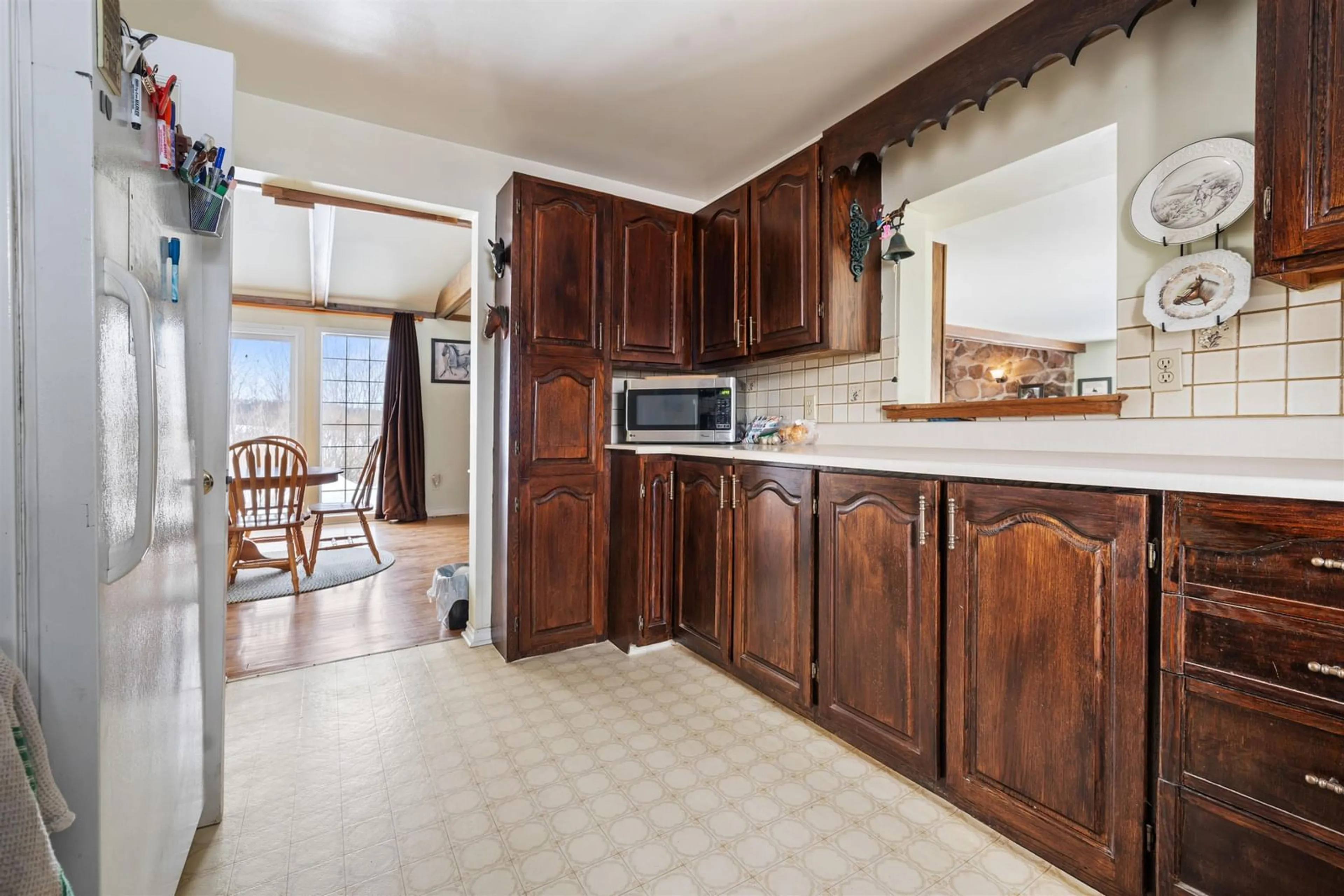 Standard kitchen, unknown for 5124 Highway 14 Hwy, Upper Nine Mile River Nova Scotia B2S 3A5