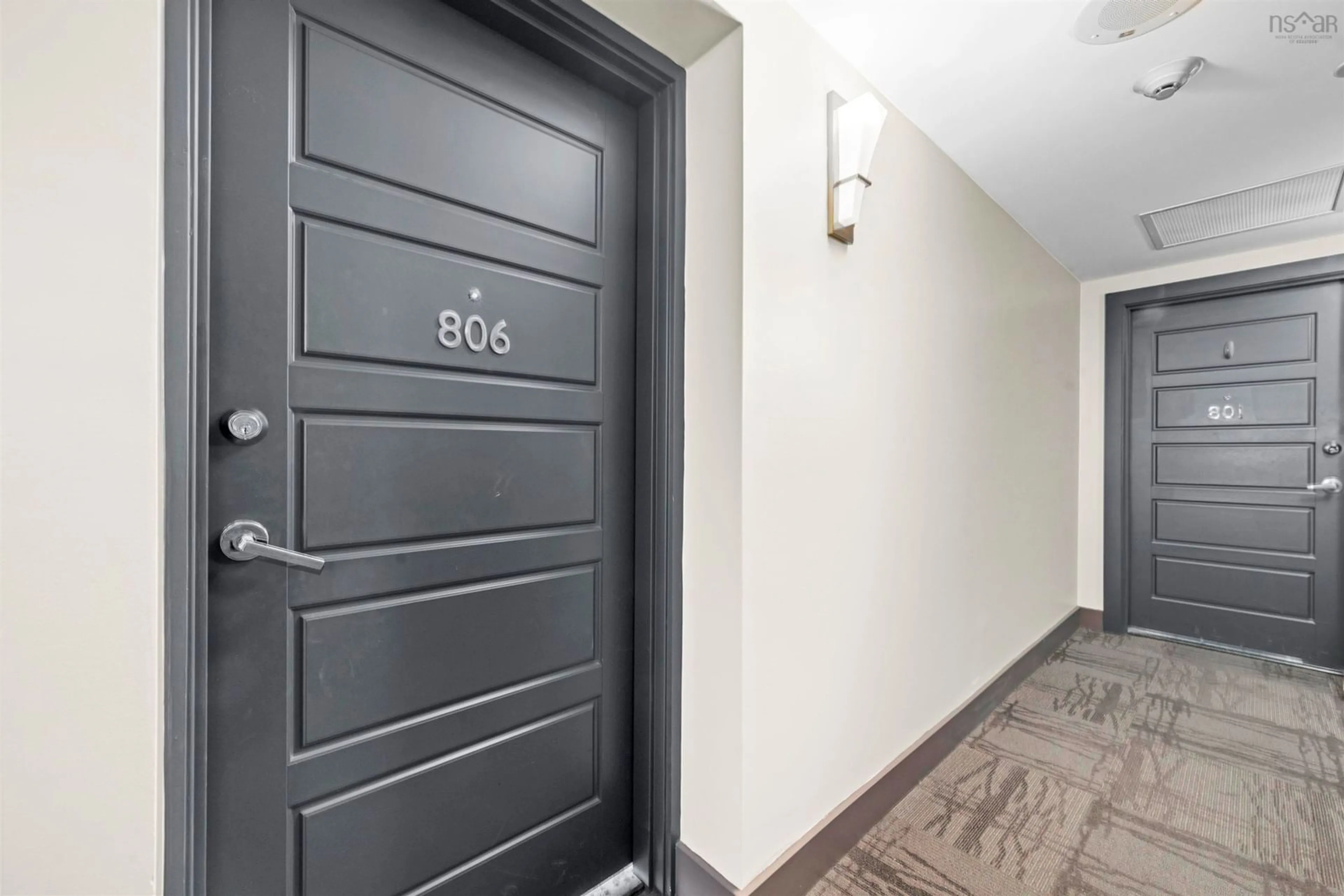 Indoor entryway for 31 Kings Wharf Pl #806, Dartmouth Nova Scotia B2Y 0C1
