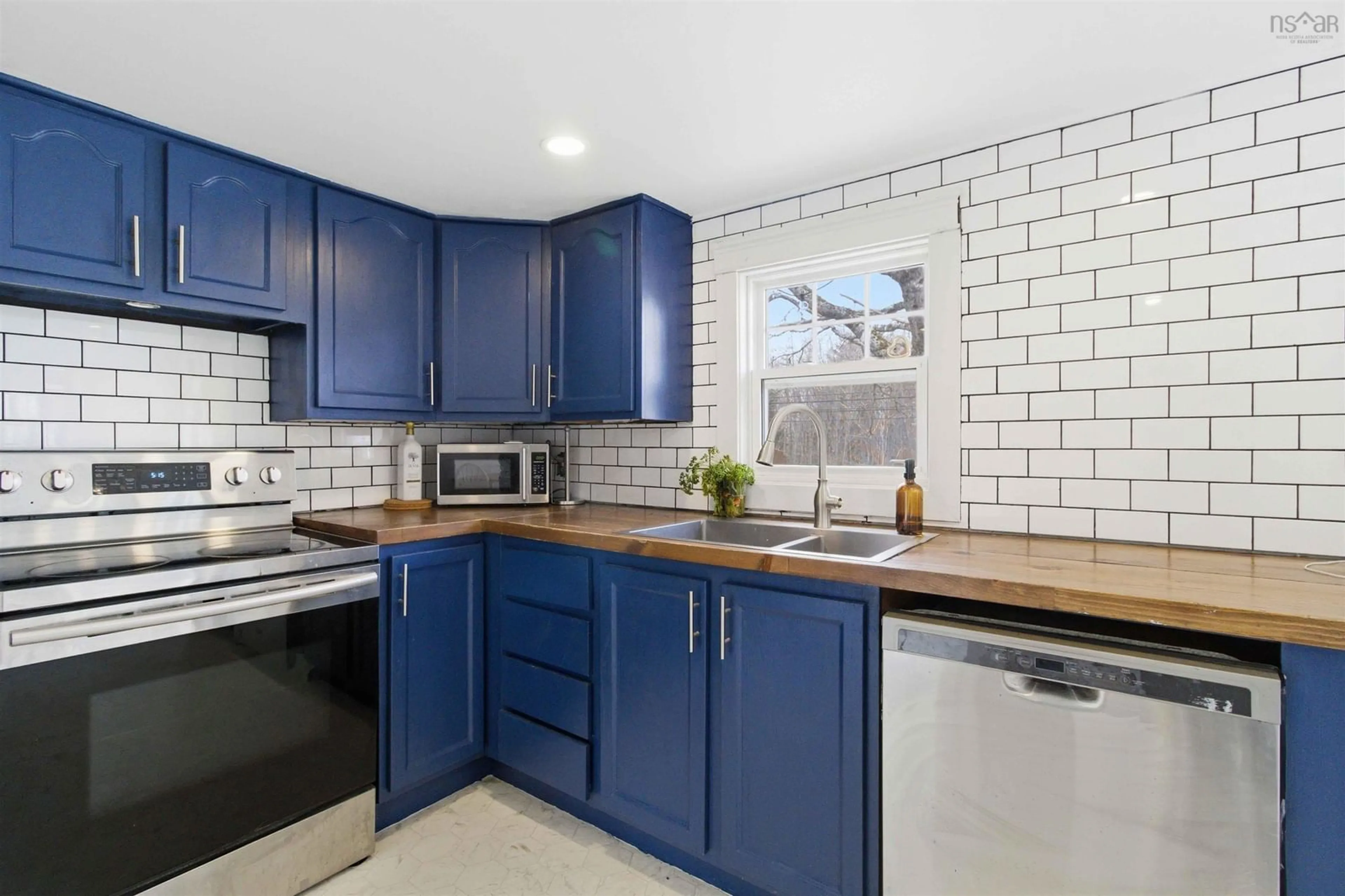 Standard kitchen, ceramic/tile floor for 155 Danesville Loop Rd, Danesville Nova Scotia B4V 8P5