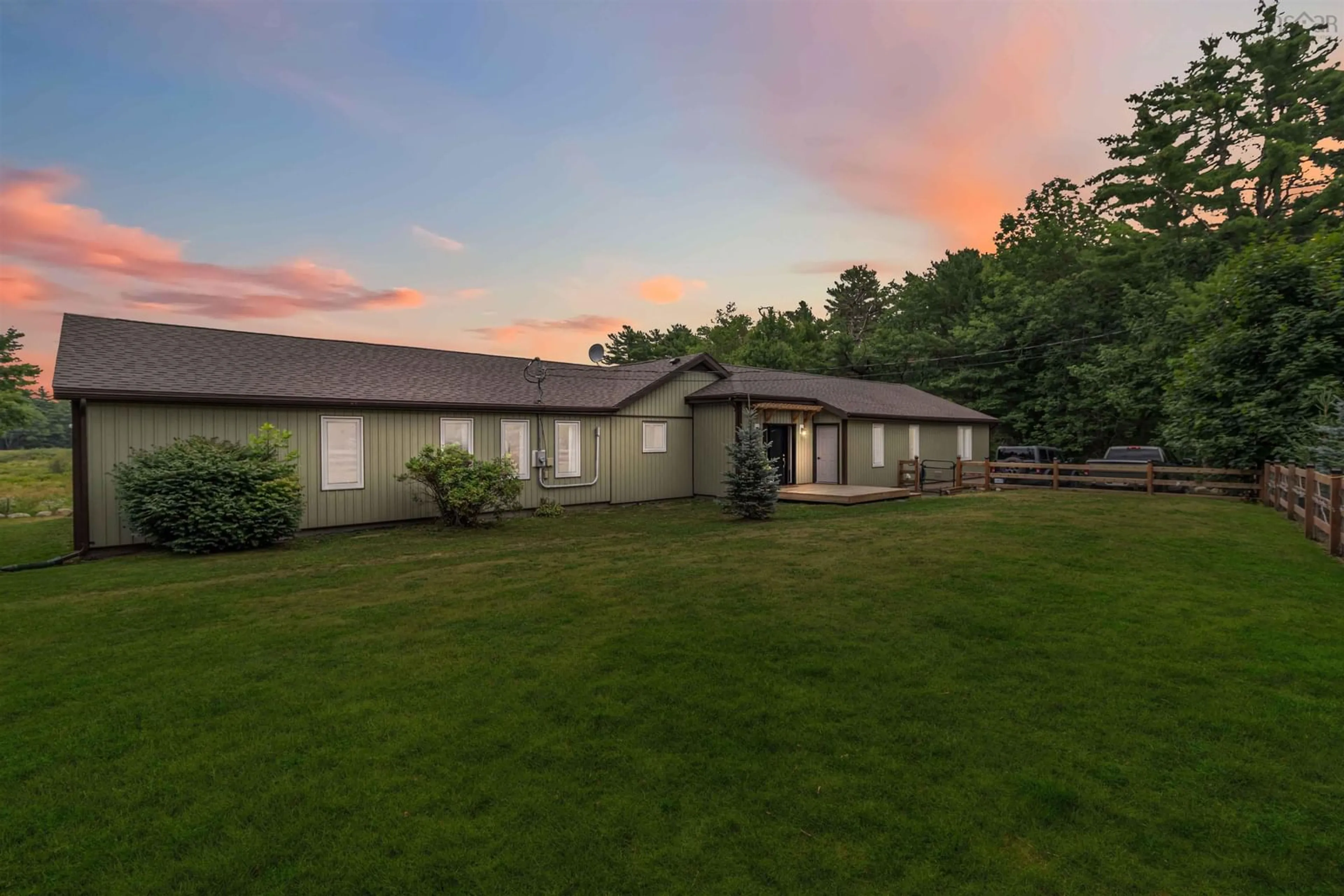 Patio, building for 8710 Highway 8, South Brookfield Nova Scotia B0T 1X0