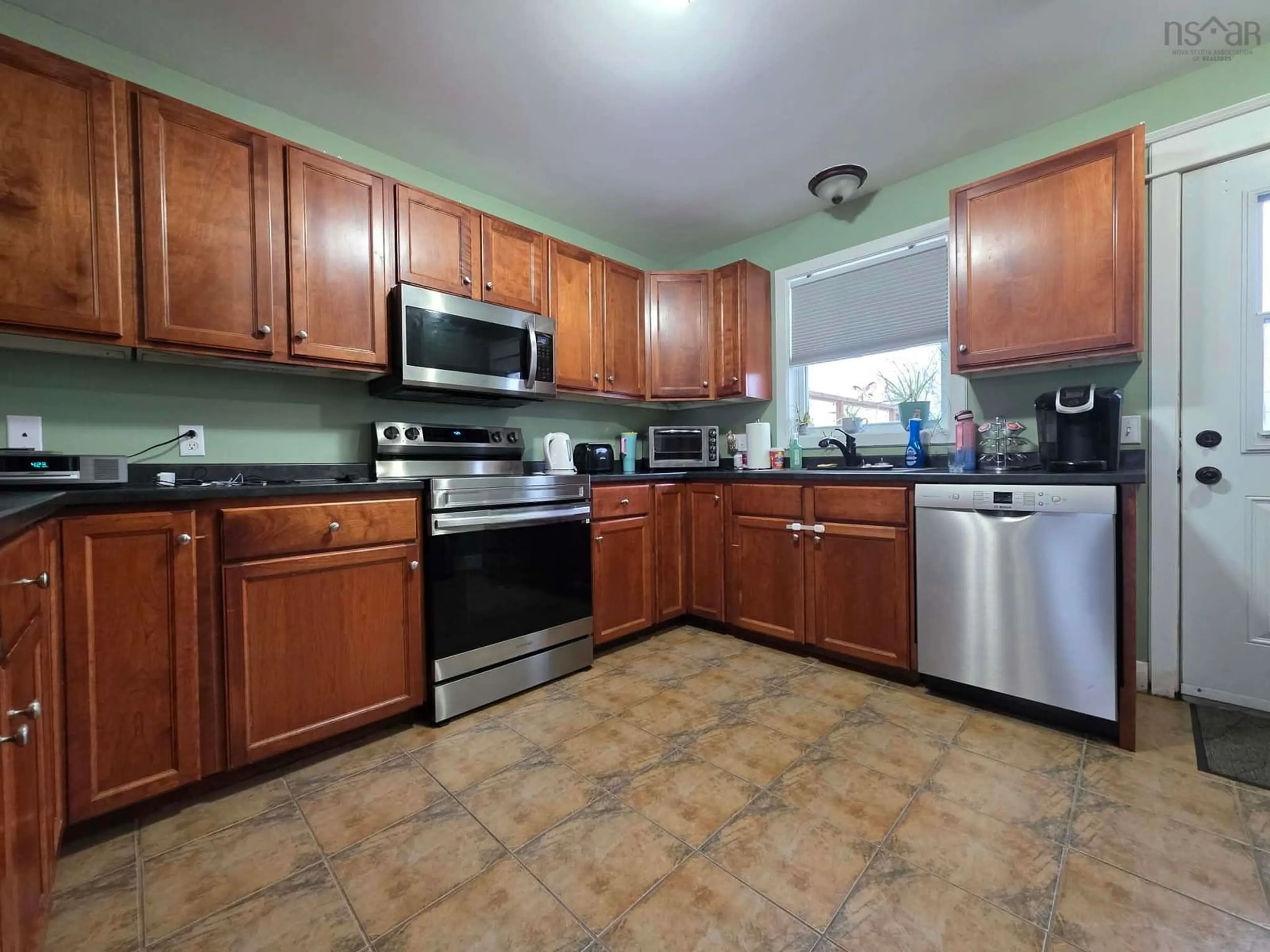 Standard kitchen, ceramic/tile floor for 1611 Mackay St, Westville Nova Scotia B0K 2A0