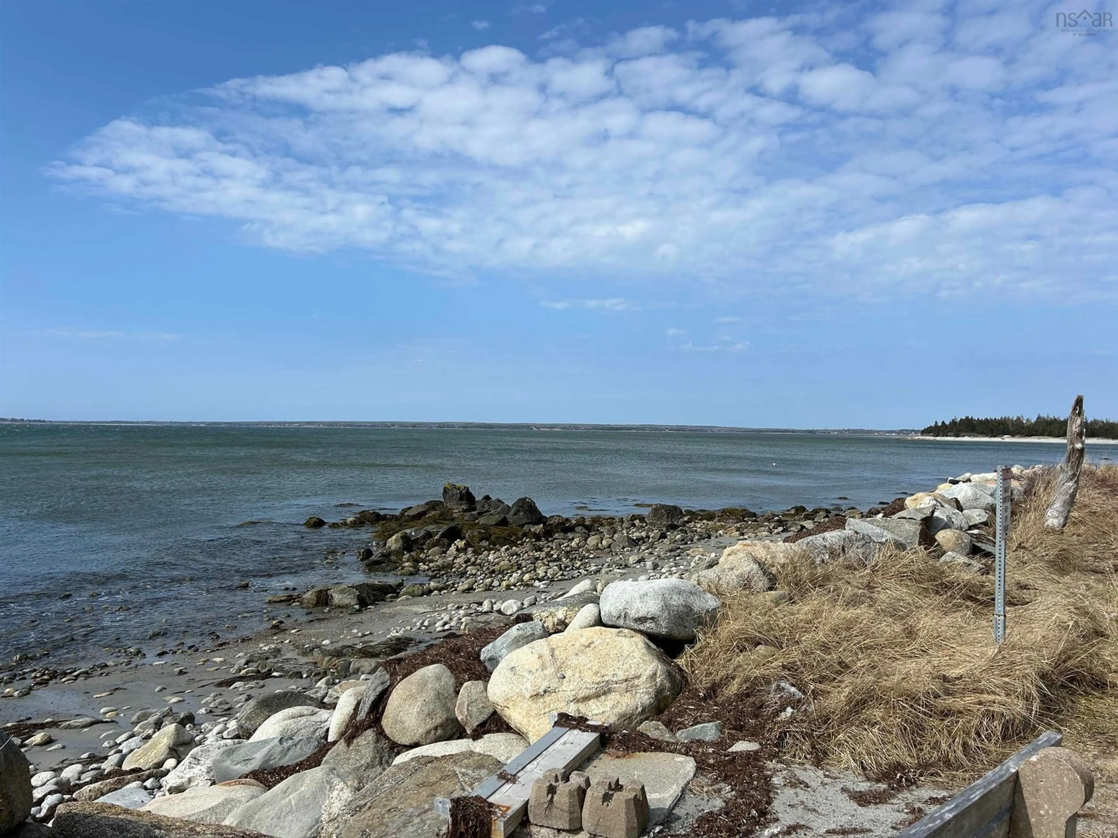 Blurry image for 24 Bayview Avenue, Villagedale Nova Scotia B0W 1E0