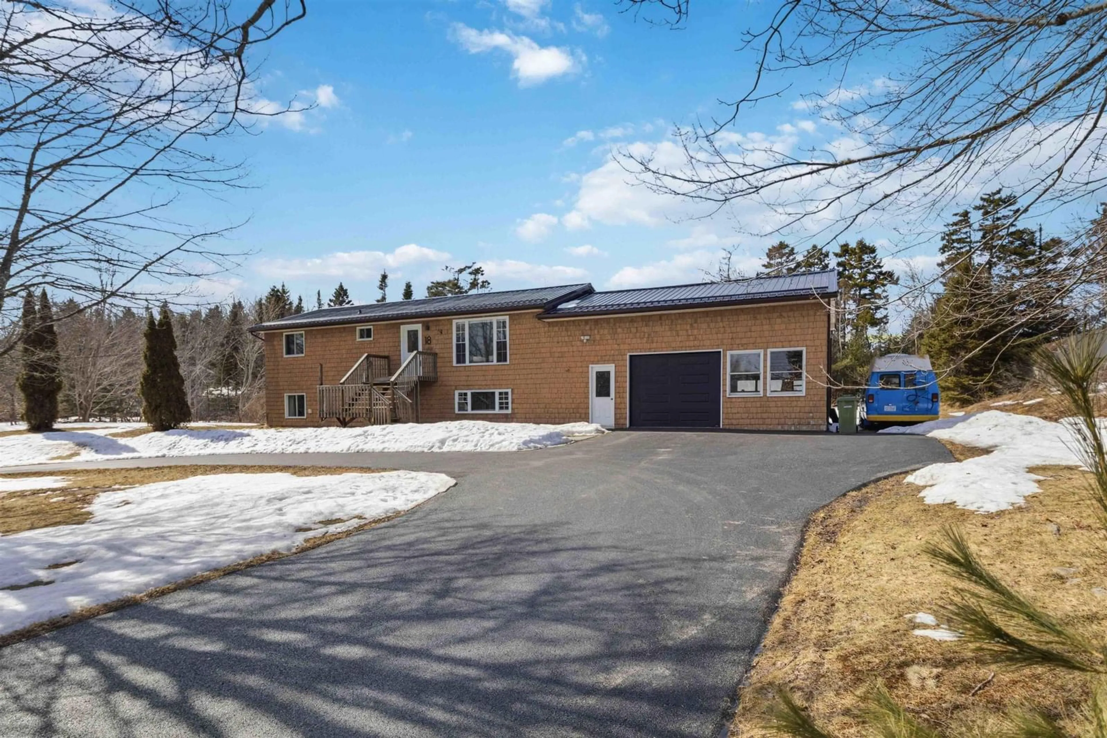 A pic from outside/outdoor area/front of a property/back of a property/a pic from drone, street for 18 Charleswood Dr, Windsor Junction Nova Scotia B2T 1G3