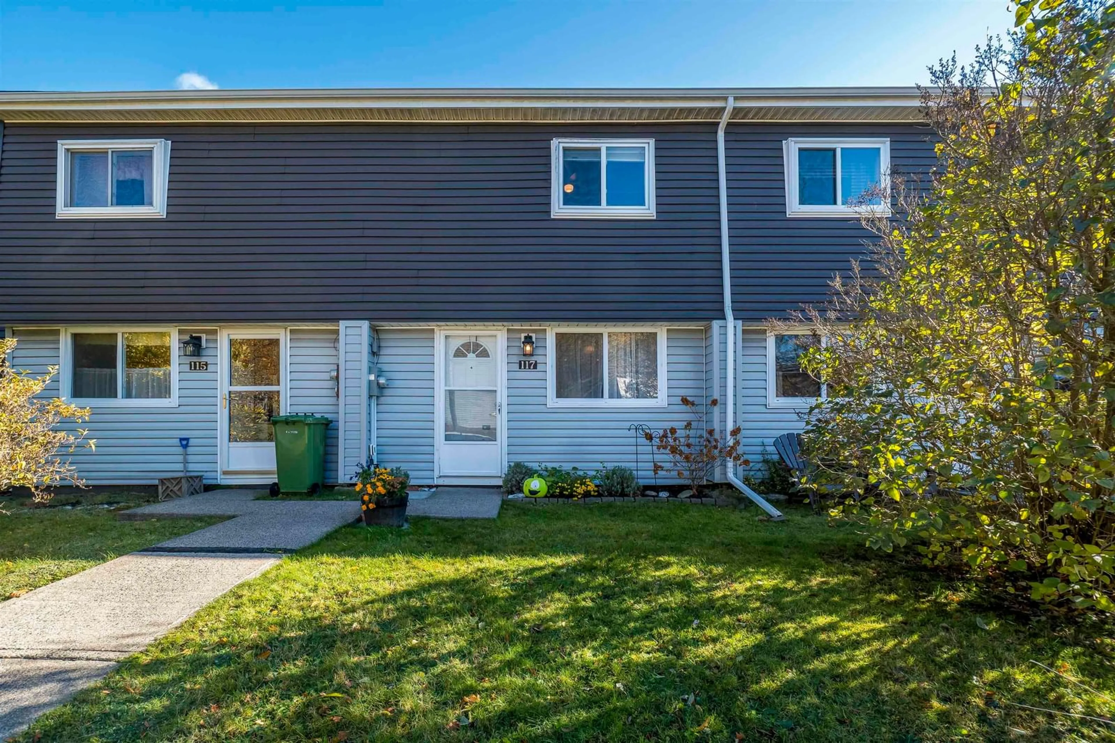 Home with vinyl exterior material, street for 117 Cavendish Rd, Halifax Nova Scotia B3P 2J6