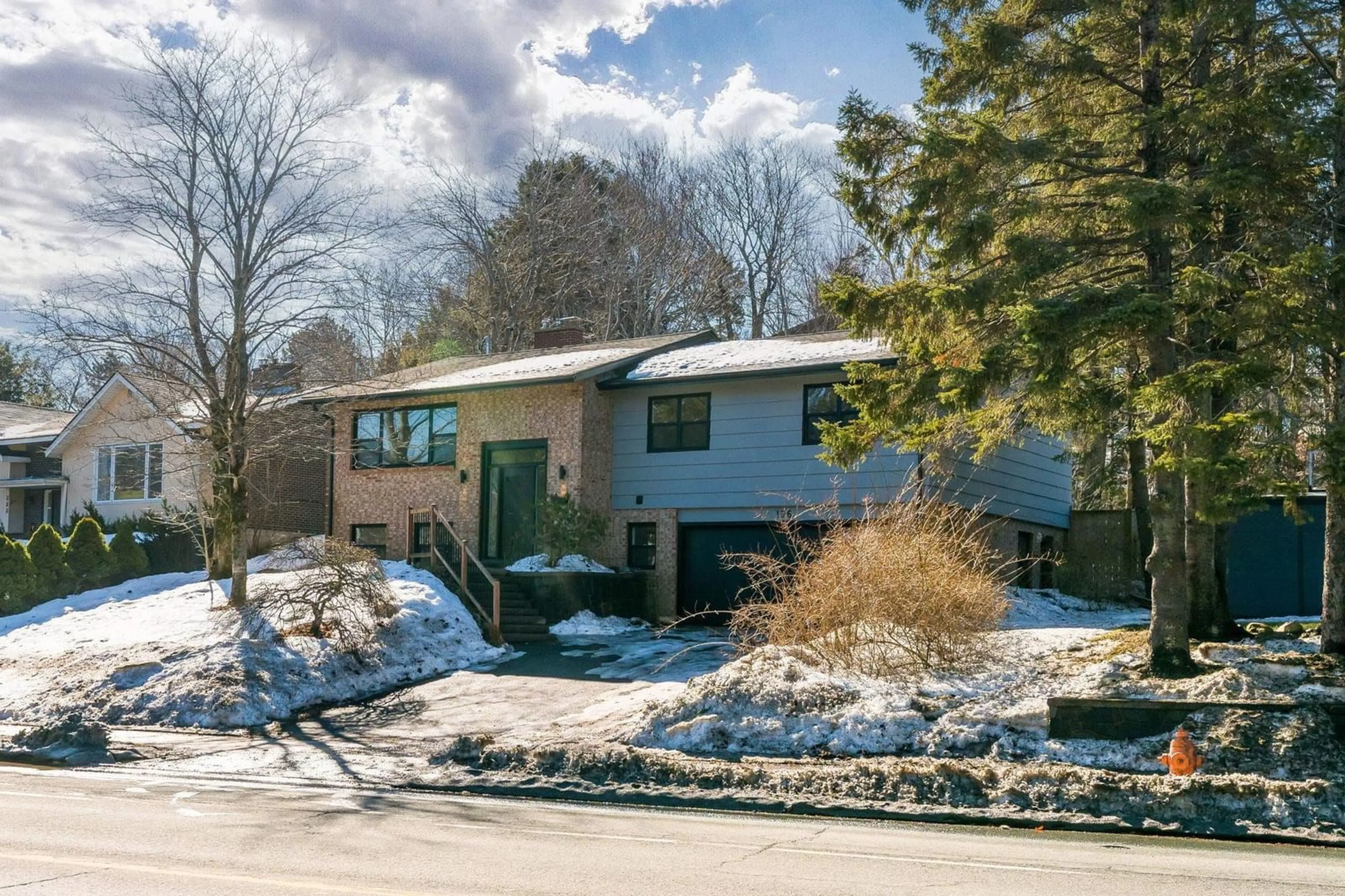 A pic from outside/outdoor area/front of a property/back of a property/a pic from drone, street for 196 Lacewood Dr, Halifax Regional Municipality Nova Scotia B3M 3M2