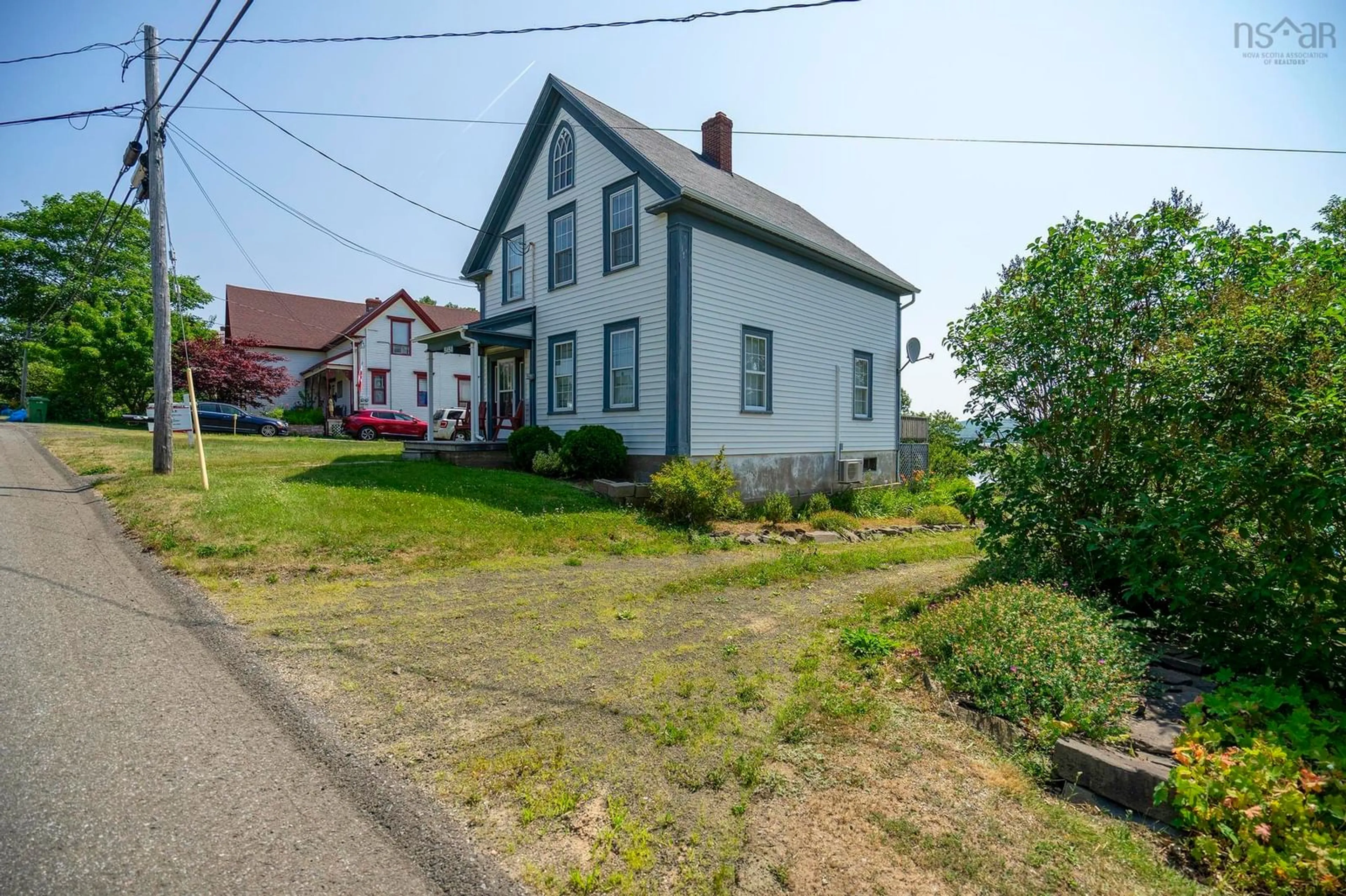 A pic from outside/outdoor area/front of a property/back of a property/a pic from drone, street for 5454 Granville Rd, Granville Ferry Nova Scotia B0S 1A0
