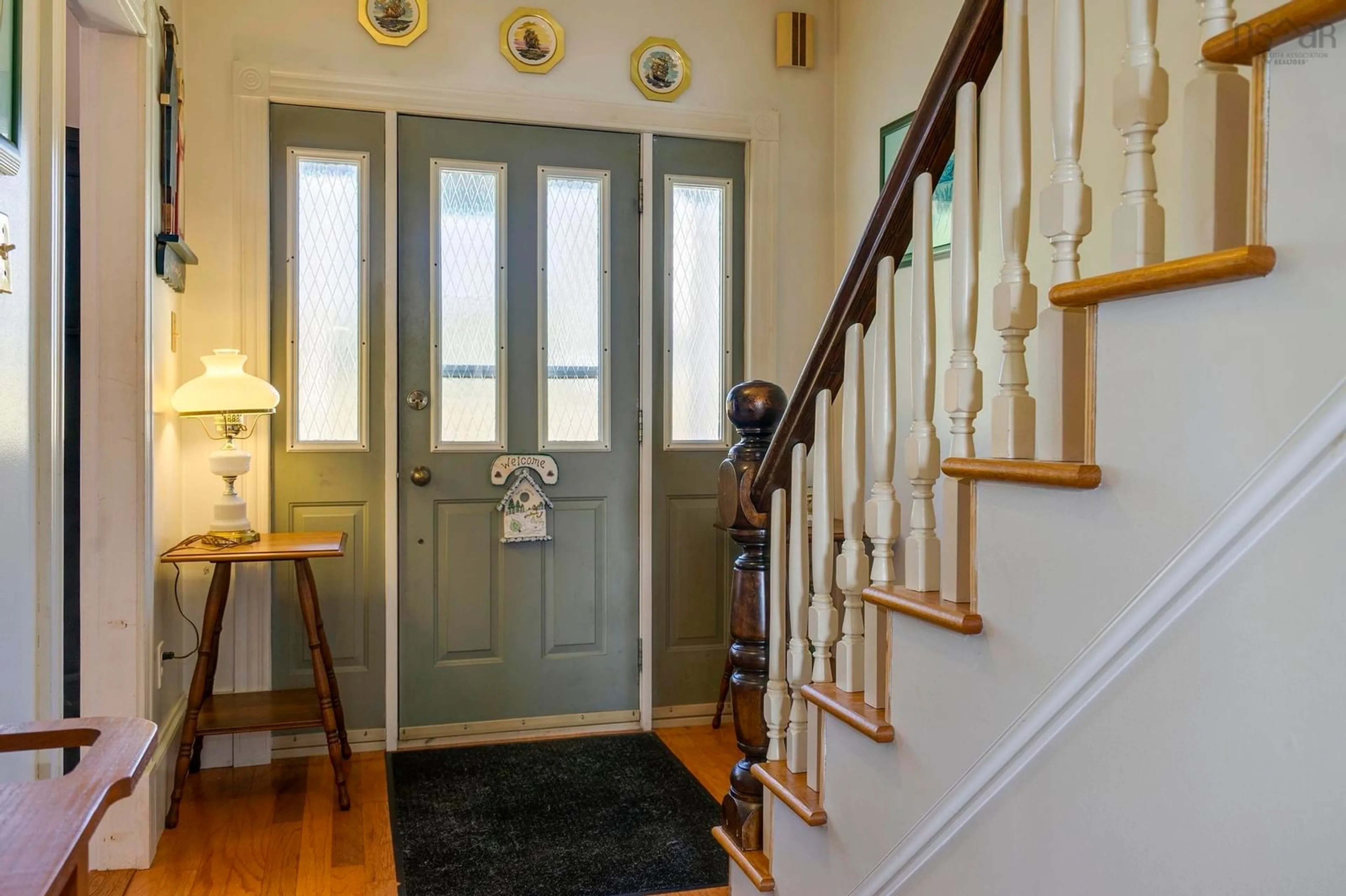 Indoor entryway for 5454 Granville Rd, Granville Ferry Nova Scotia B0S 1A0