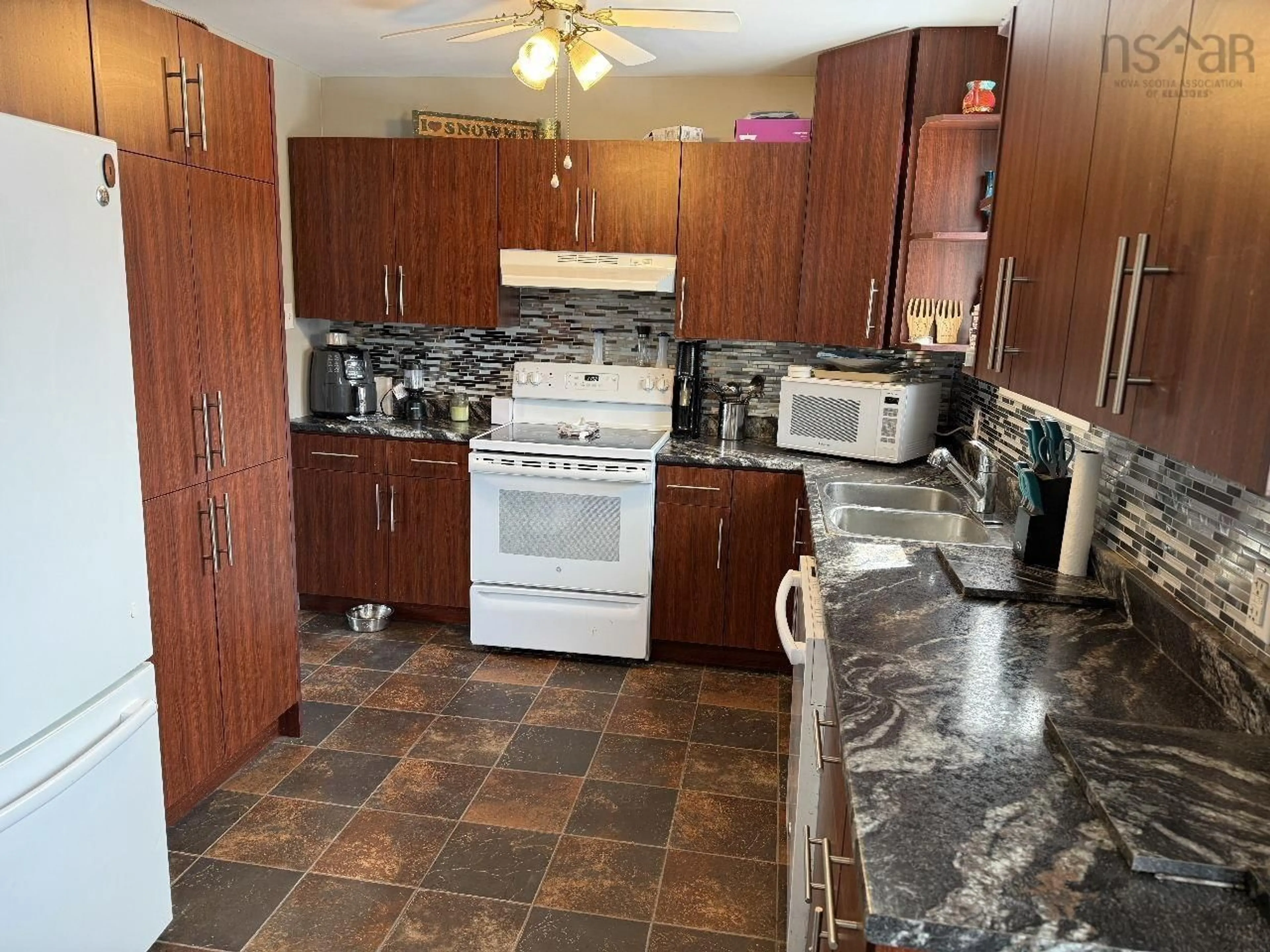 Standard kitchen, unknown for 5 Kitchen Ave, Shubenacadie Nova Scotia B0N 2H0