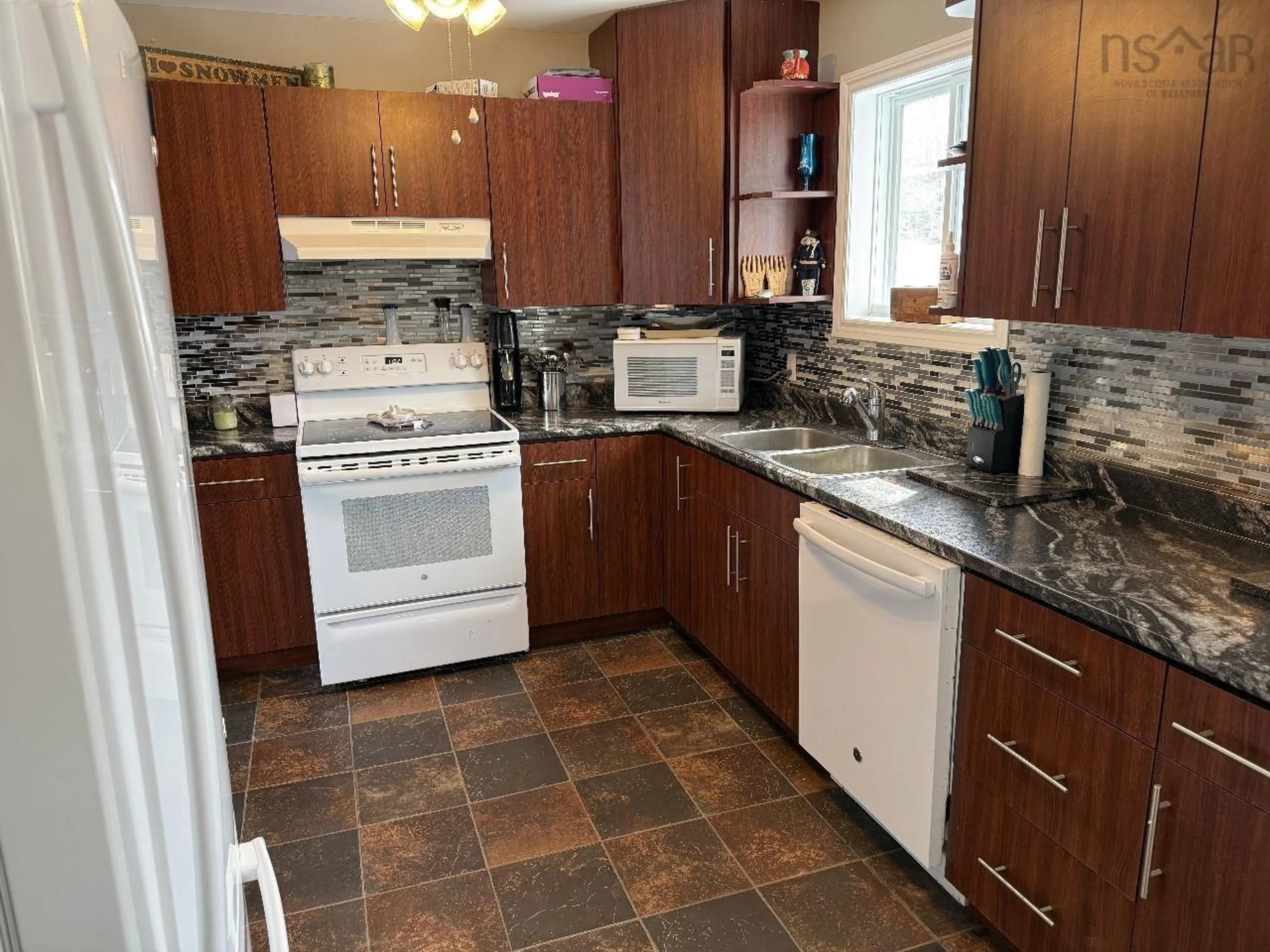 Standard kitchen, ceramic/tile floor for 5 Kitchen Ave, Shubenacadie Nova Scotia B0N 2H0