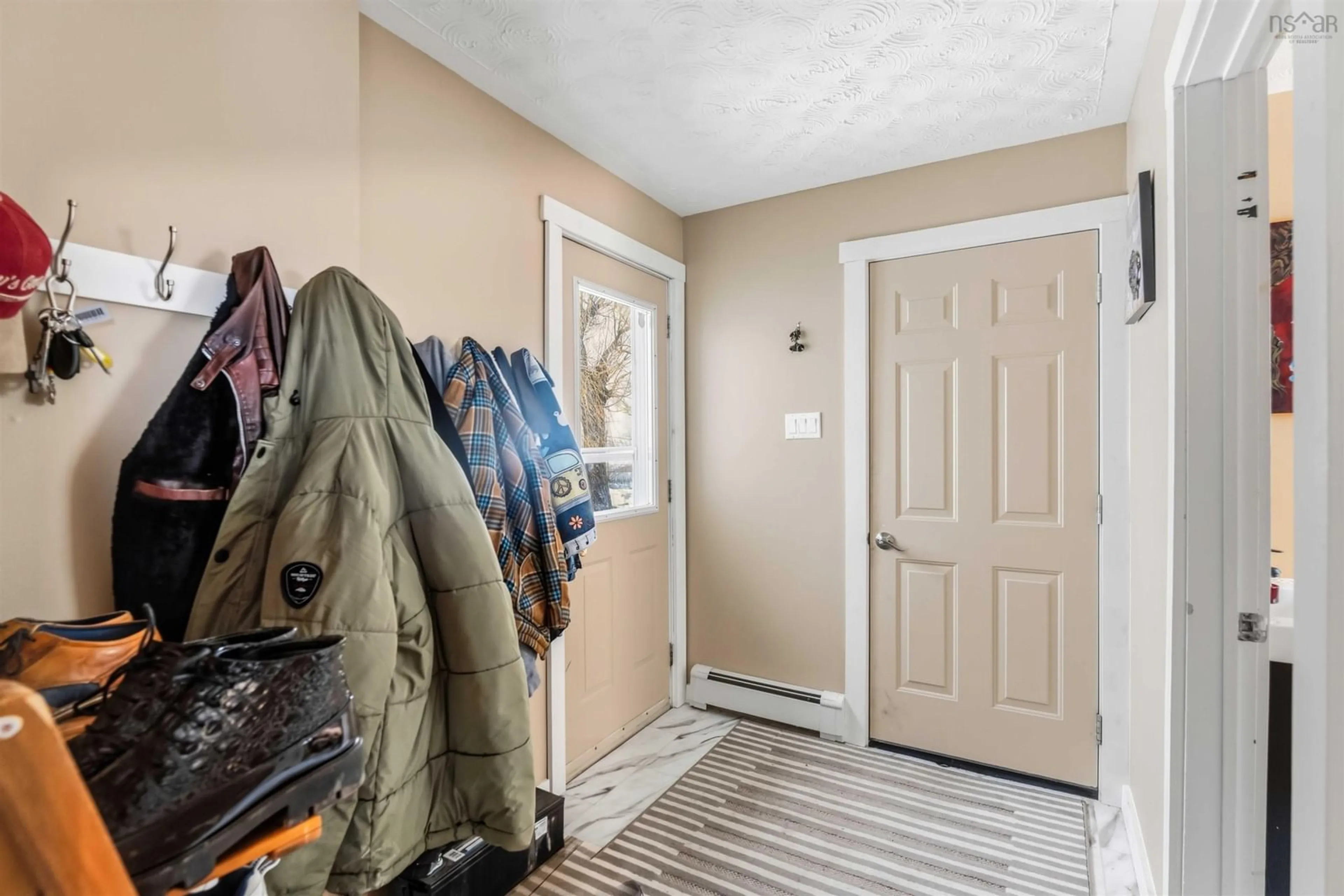 Indoor entryway for 12220 Highway 1, Hortonville Nova Scotia B4P 2R3