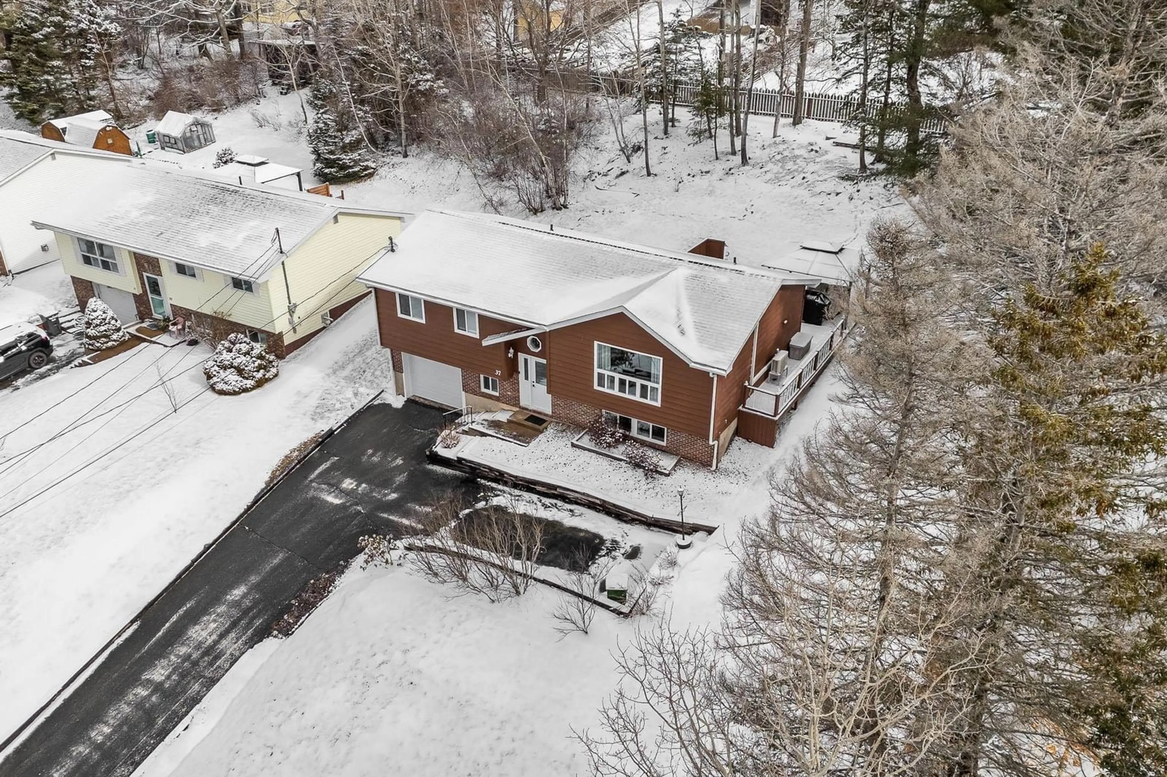 A pic from outside/outdoor area/front of a property/back of a property/a pic from drone, street for 37 Hillcrest Ave, Lower Sackville Nova Scotia B4C 1X2