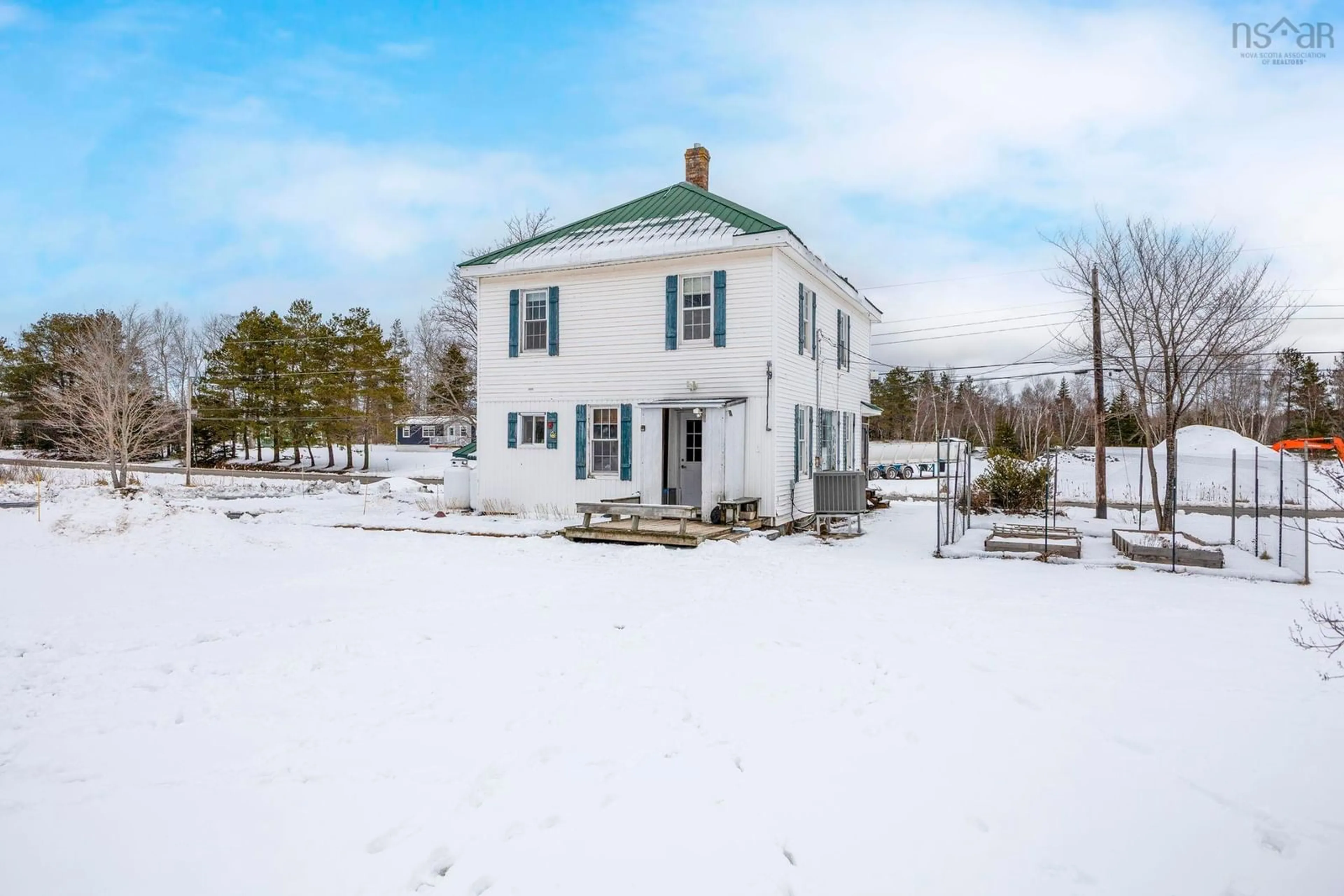 A pic from outside/outdoor area/front of a property/back of a property/a pic from drone, unknown for 43 Harris Rd, Haliburton Nova Scotia B0K 1H0