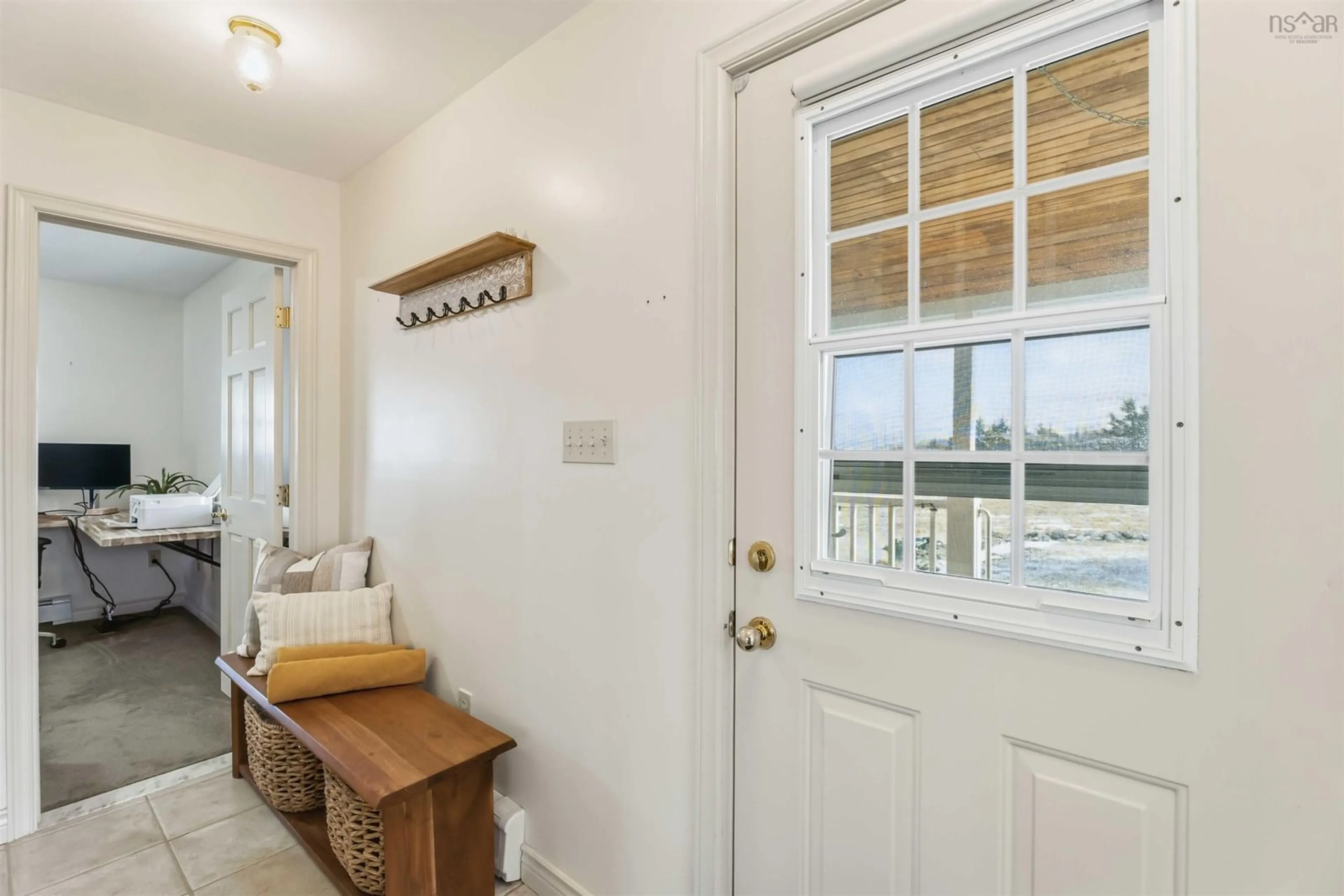 Indoor entryway for 283 Port Lorne Rd, Port Lorne Nova Scotia B0S 1R0