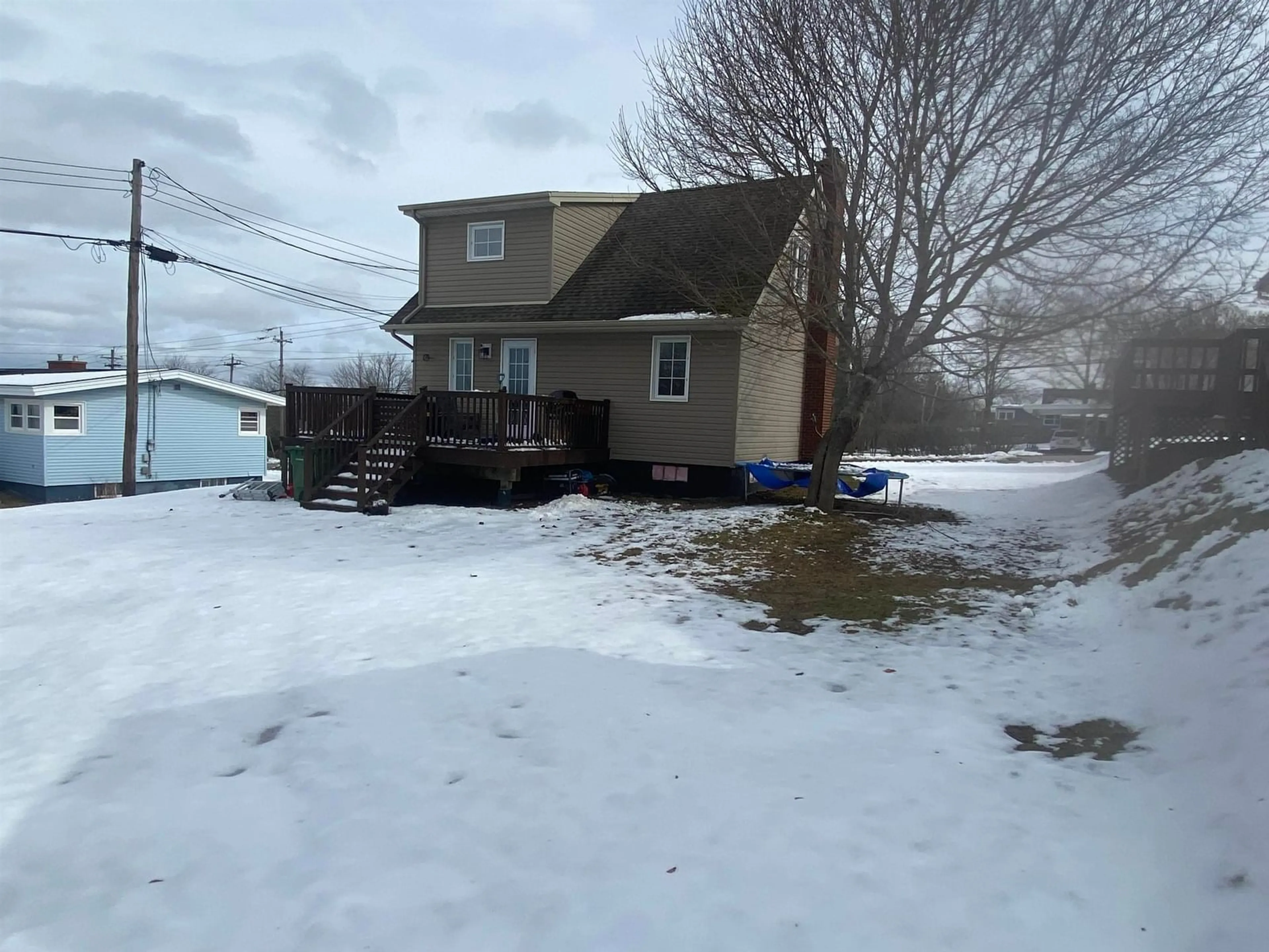 Shed for 274 Pleasant St, Truro Nova Scotia B2N 3T1