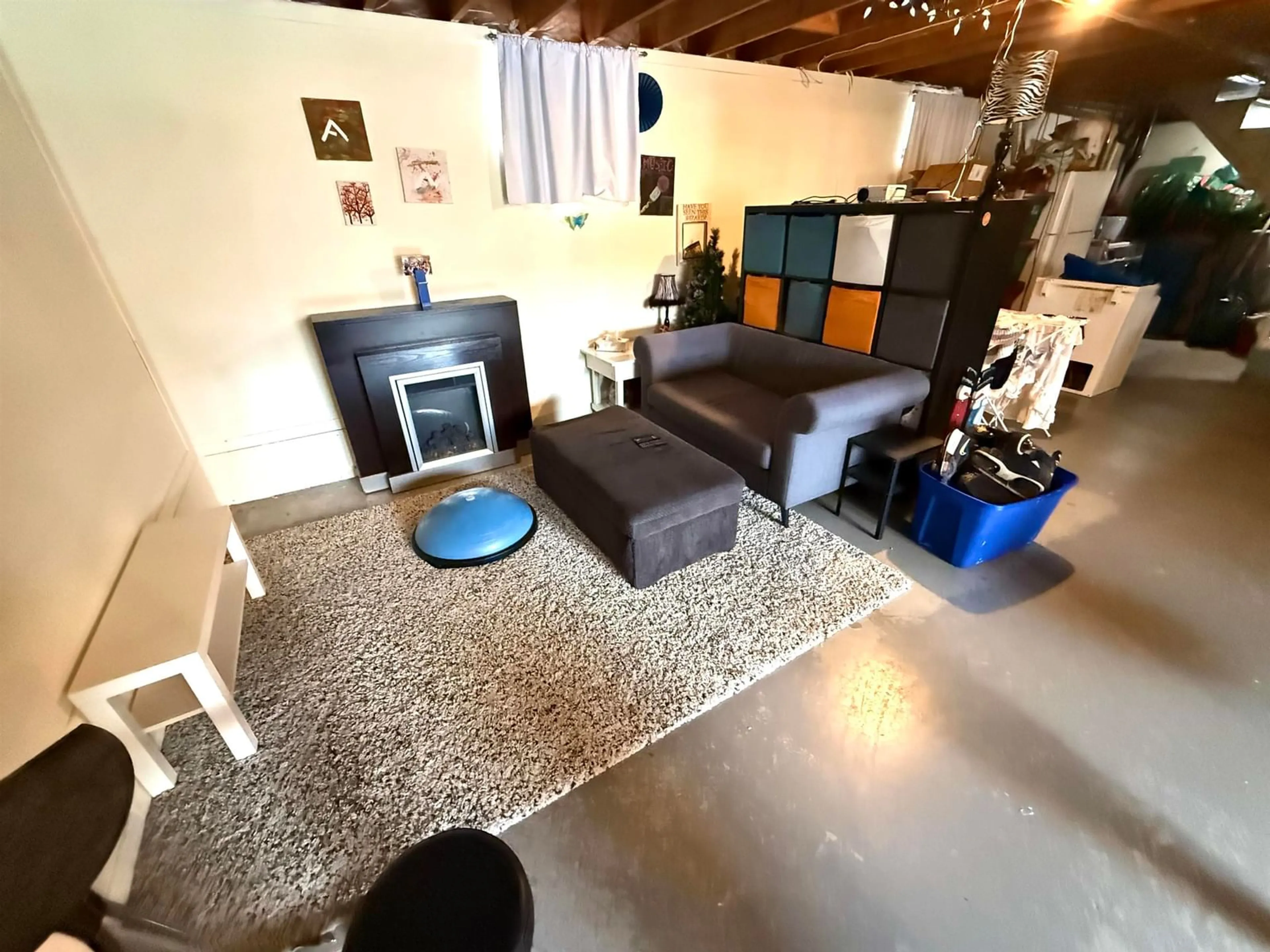 Living room with furniture, unknown for 102 Elizabeth Ave, Bridgewater Nova Scotia B4V 1A9