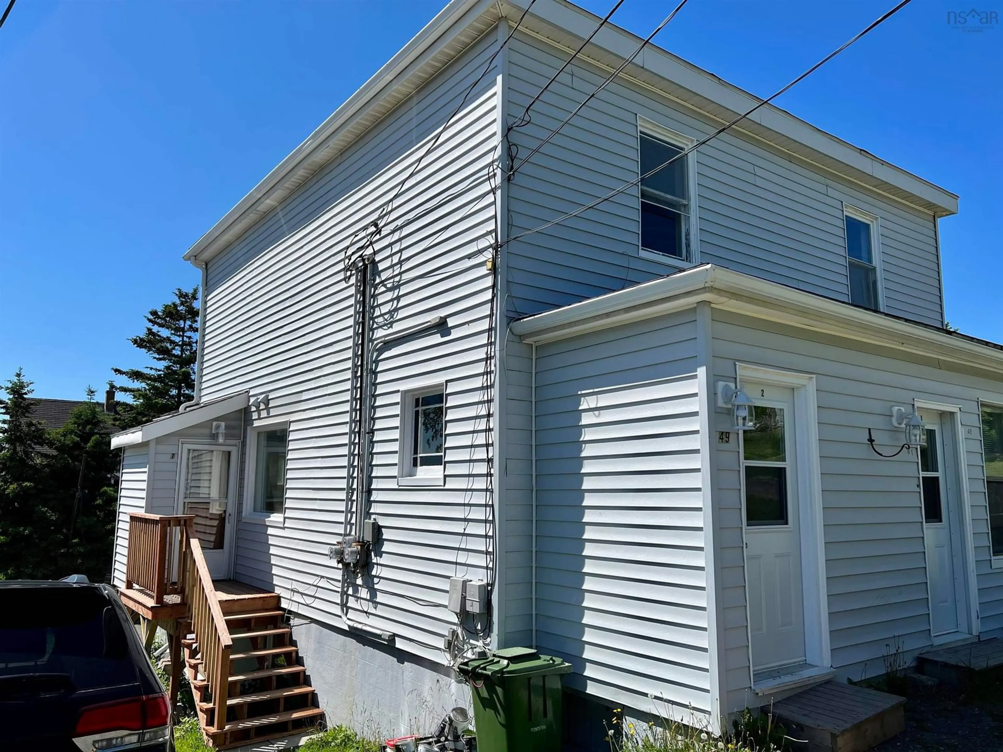 Home with vinyl exterior material, building for 49 High St, Trenton Nova Scotia B0K 1X0