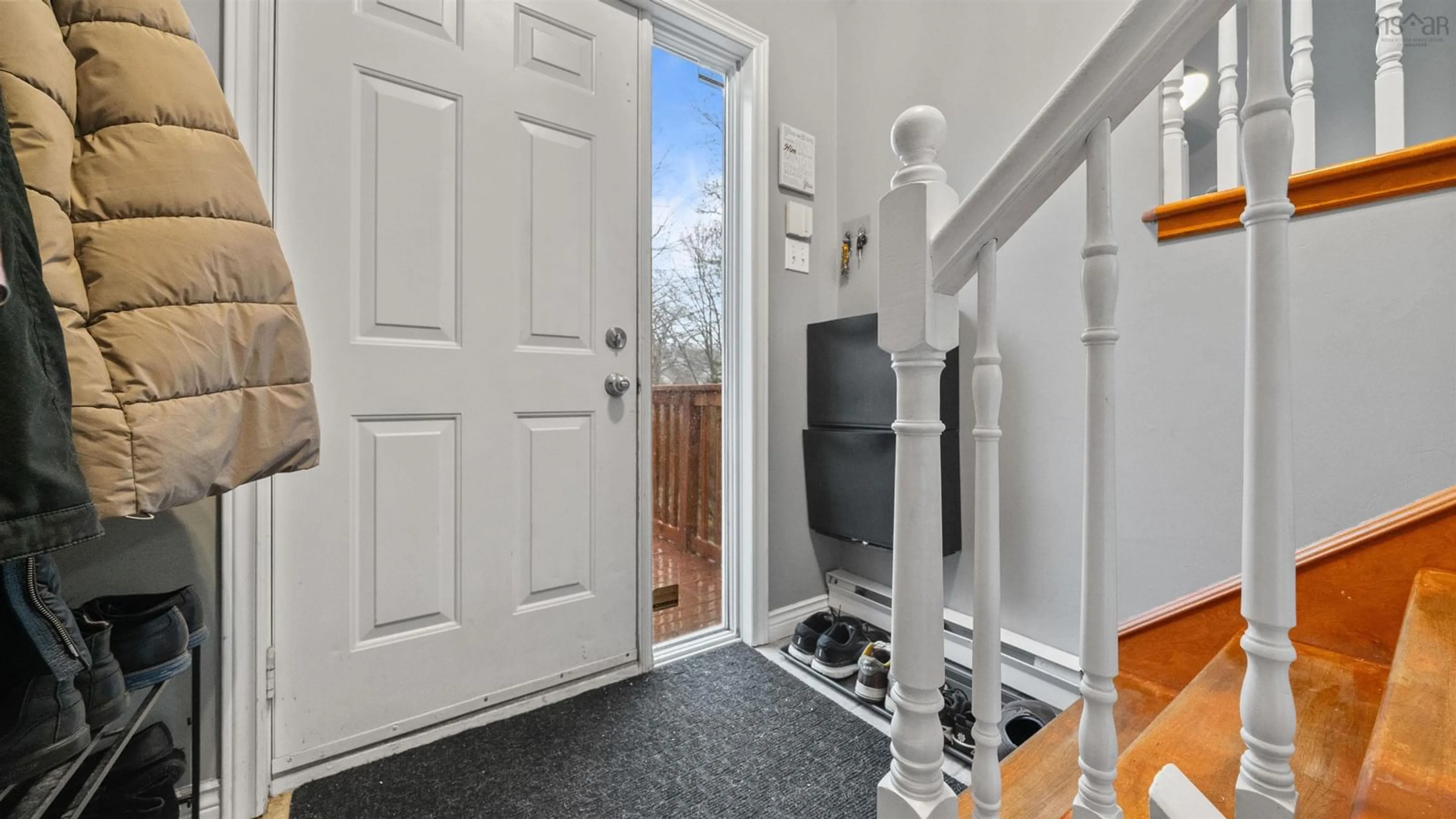 Indoor entryway for 25 Highrigger Cres, Middle Sackville Nova Scotia B4E 2Z7
