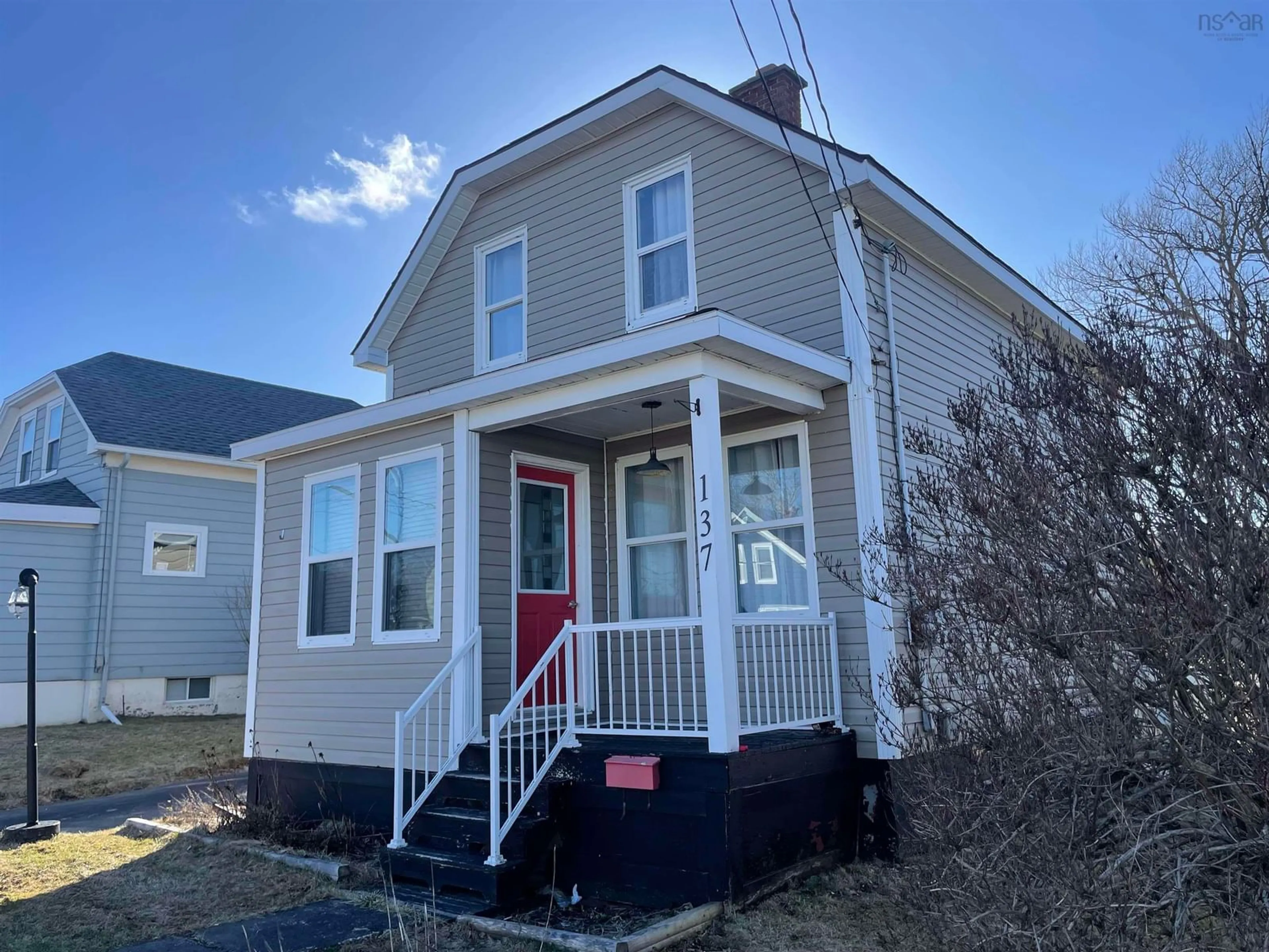 Home with vinyl exterior material, street for 137 Alexander St, Glace Bay Nova Scotia B1A 4A6