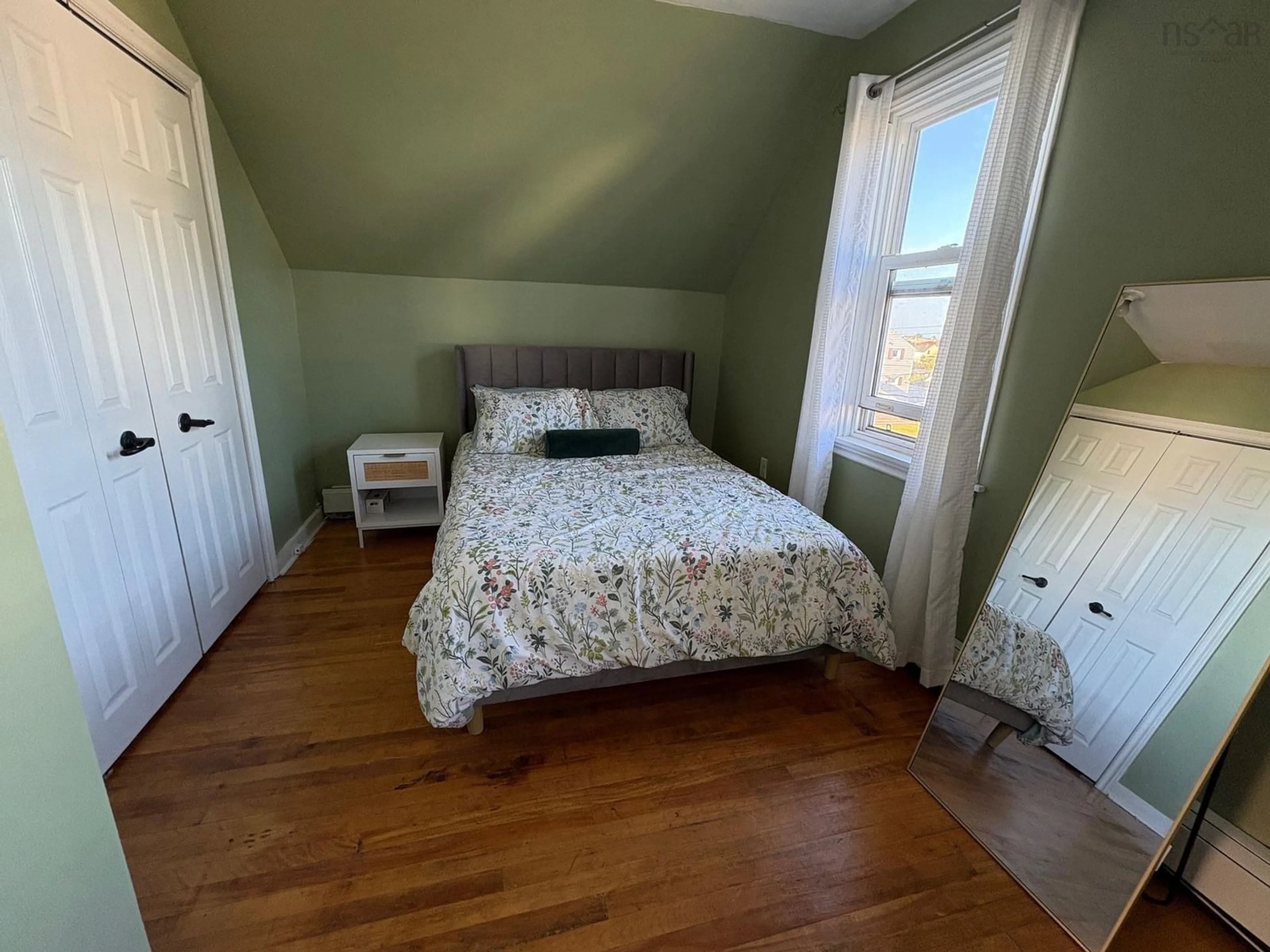 A pic of a room for 137 Alexander St, Glace Bay Nova Scotia B1A 4A6