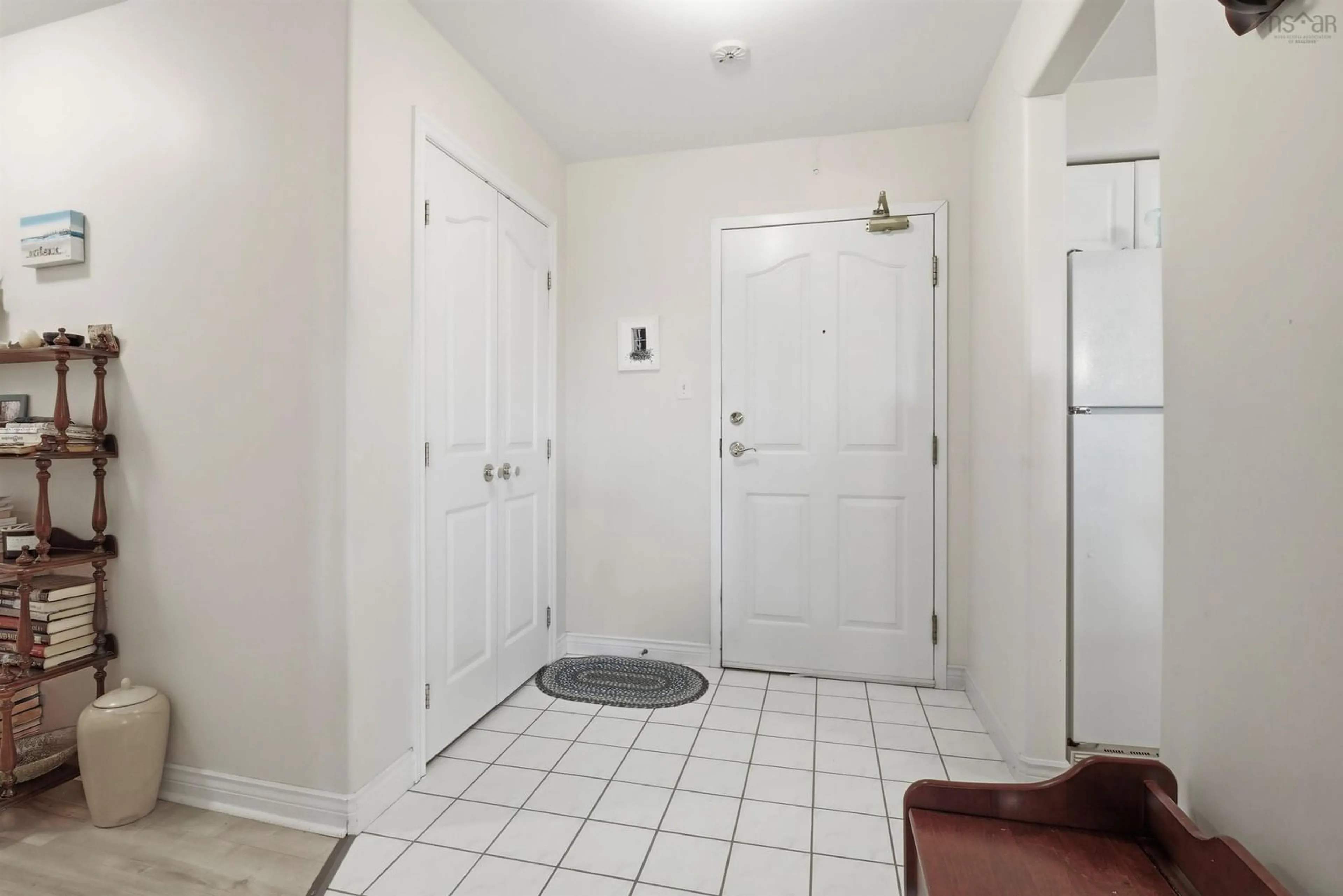 Indoor entryway for 2 Lake Dr #410, Bedford Nova Scotia B4A 4H7