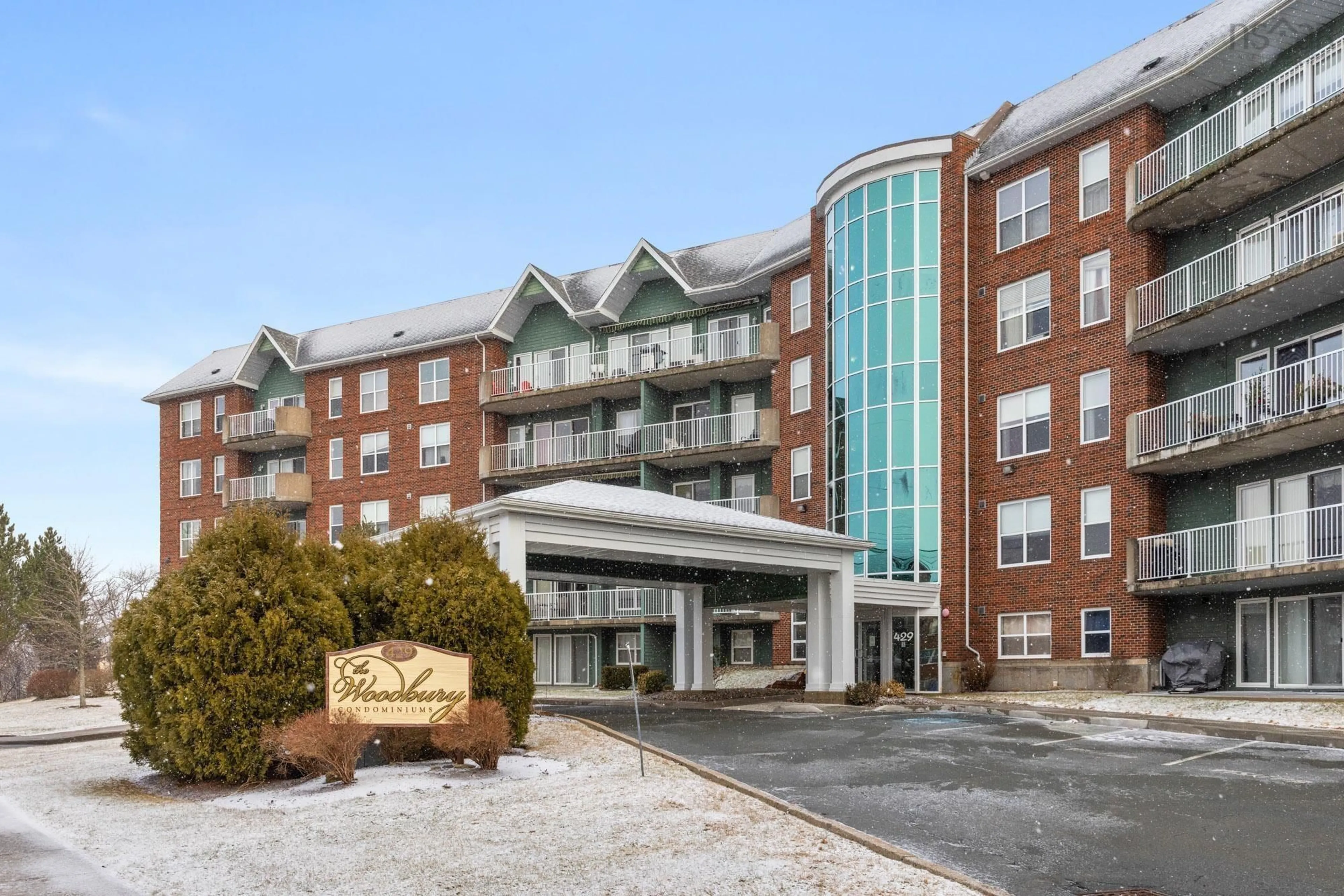 Indoor foyer for 429 Parkland Dr #403, Halifax Nova Scotia B3S 1L3