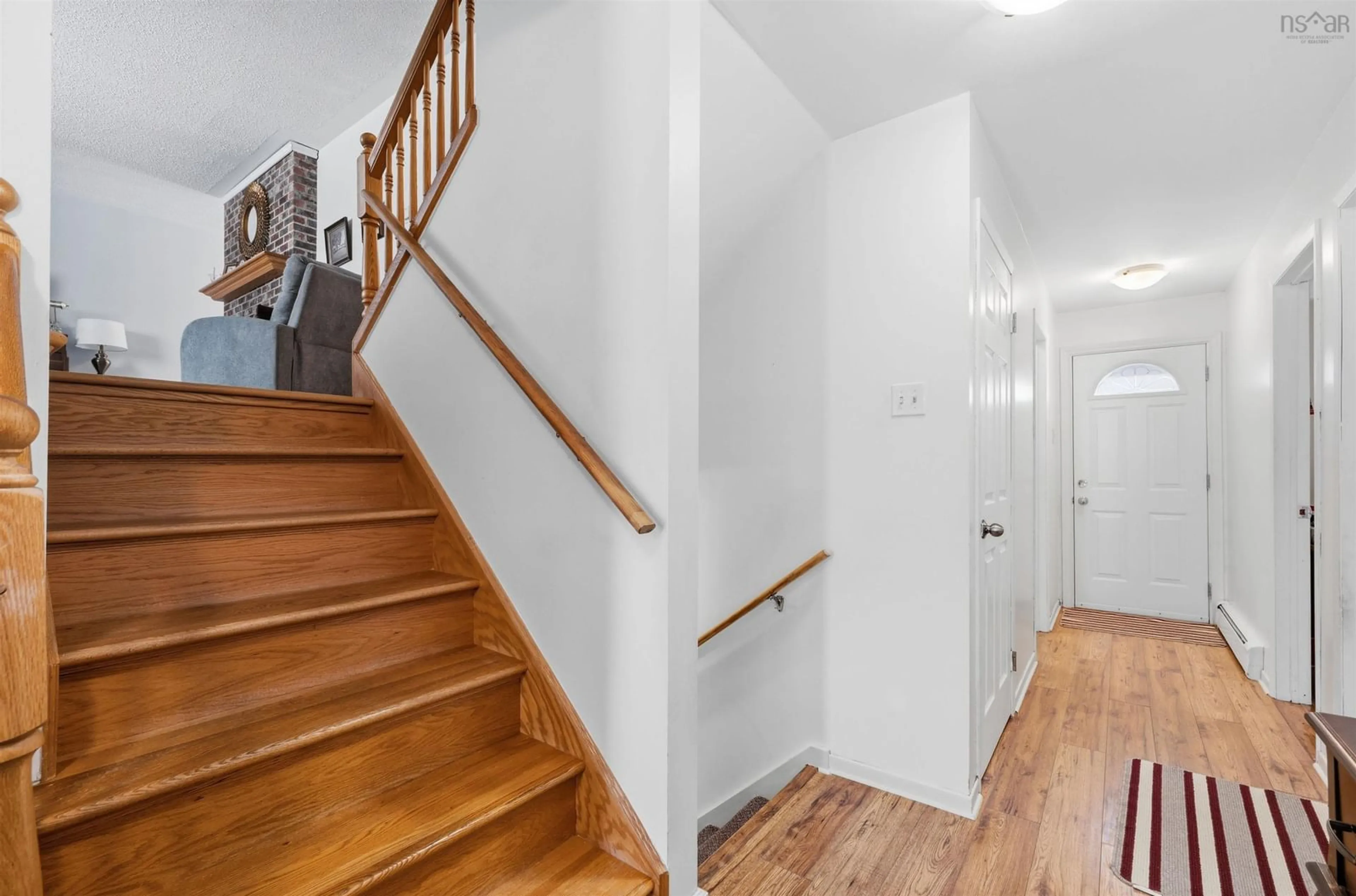 Unknown for 35 Somerset St, Dartmouth Nova Scotia B2Y 4C7