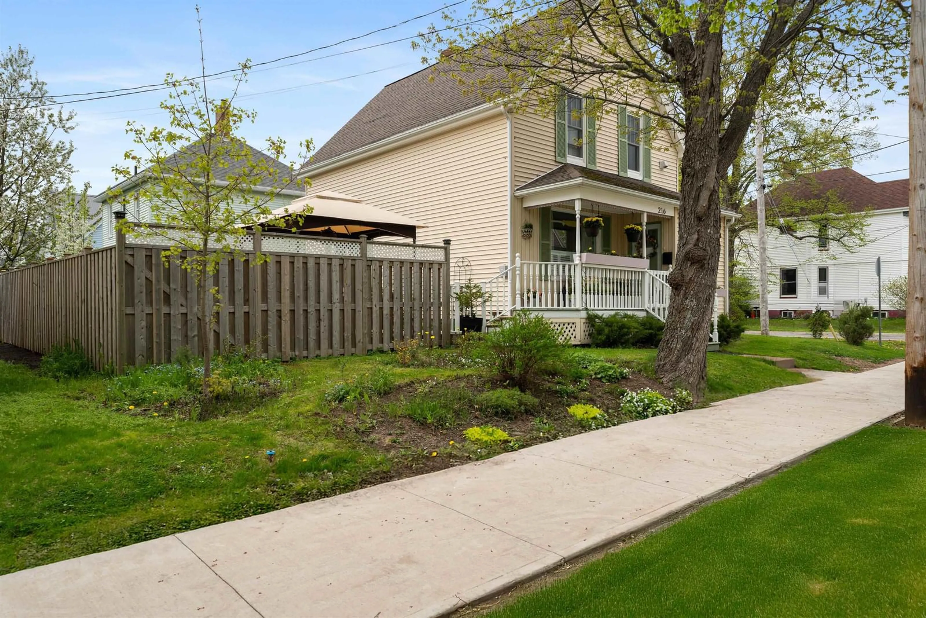 Unknown for 216 Brookside Ave, New Glasgow Nova Scotia B2H 3E5