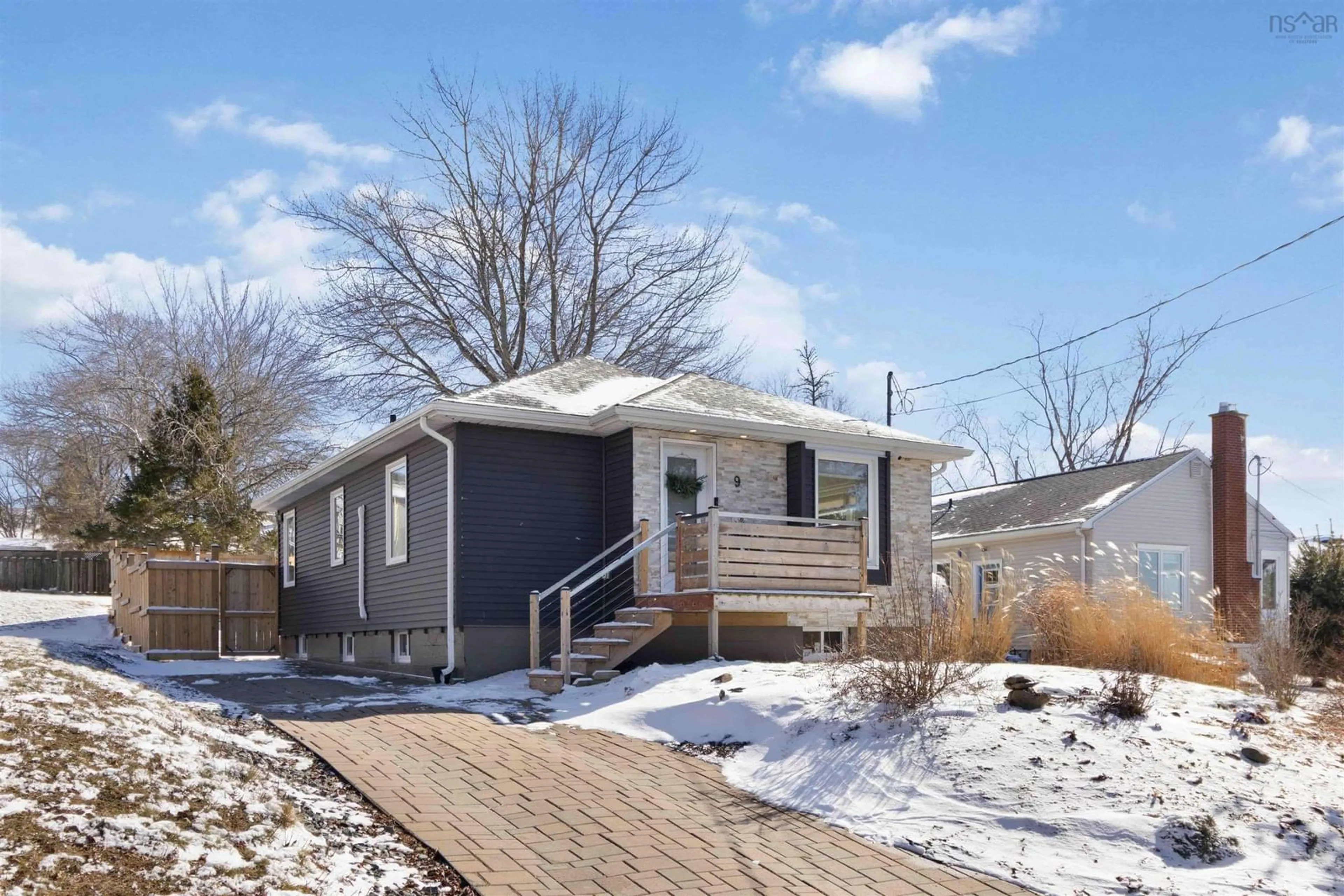 Home with vinyl exterior material, street for 9 Tupper St, Dartmouth Nova Scotia B2Y 2G5
