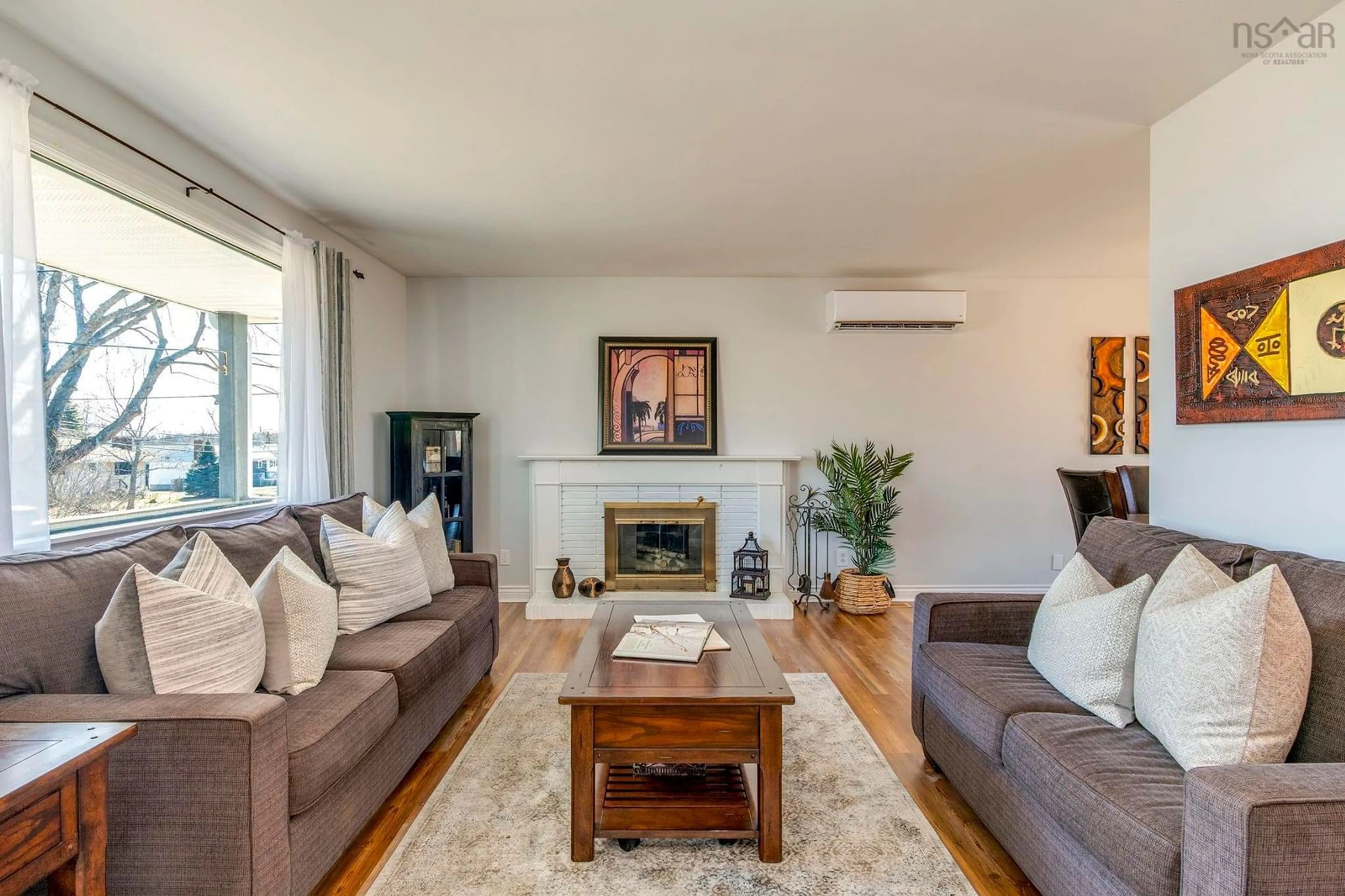 Living room with furniture, unknown for 56 Ellenvale Ave, Dartmouth Nova Scotia B2W 2W5